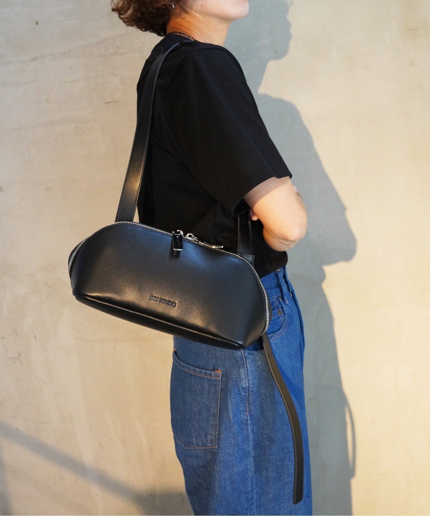 【ビーセカンド/B'2nd】のADD CULUMN(アドカラム) FIGRE BODYBAG インテリア・キッズ・メンズ・レディースファッション・服の通販 founy(ファニー) 　ファッション　Fashion　レディースファッション　Fashion for Women　バッグ　Bags　ショルダー　Shoulder, Shoulder Strap　フェイクレザー　Faux Leather, PU Leather　ベーシック　Basic, Essential　リアル　Real, Realistic　ブラック|ID: prp329100004832271 ipo3291000000035186359