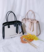 【ジルバイジルスチュアート/JILL by JILLSTUART】のバイカラーコンビトート大 人気、トレンドファッション・服の通販 founy(ファニー) ファッション Fashion レディースファッション Fashion for Women バッグ Bags キャンバス Canvas, Canvas Fabric コンビ Combo, Combination Style スカーフ Scarf, Neckwear スマート Smart, Elegant 台形 A-Line, Trapezoid Shape thumbnail ブラック|ID: prp329100004832284 ipo3291000000035186491
