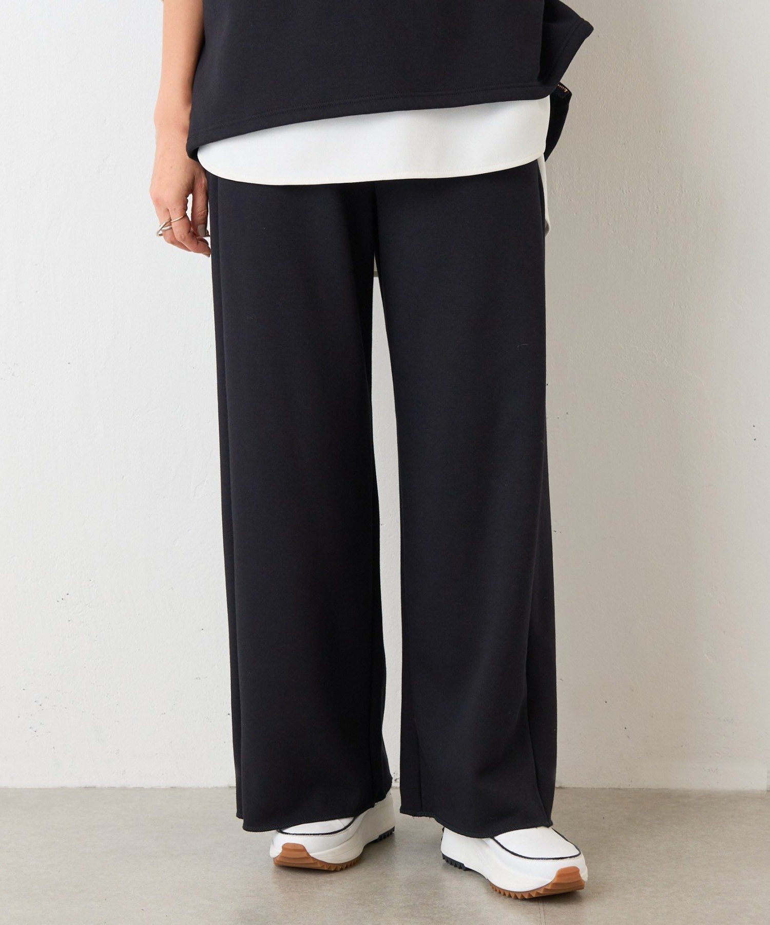 【ビアズリー/BEARDSLEY】のバレルスウェットパンツ インテリア・キッズ・メンズ・レディースファッション・服の通販 founy(ファニー) 　ファッション　Fashion　レディースファッション　Fashion for Women　パンツ　Pants & Trousers　インナー　Innerwear　セットアップ　Set-Up, Coordinated Outfit　トレーナー　Sweatshirt, Trainer　定番　Standard, Basic Item　ポケット　Pocket, Pocket Detail　リラックス　Relax, Relaxed Fit　冬　Winter / This Winter　再入荷　Restock / Back in Stock　おすすめ　Recommended / Our Picks　エレガント 上品　Elegant　ネイビー|ID: prp329100004832298 ipo3291000000035186627