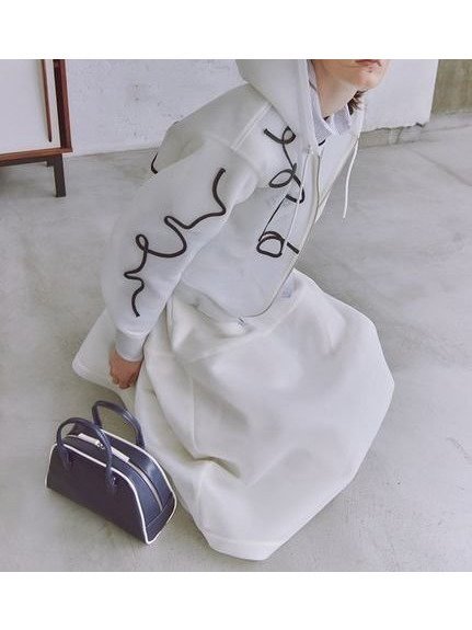 【エミ/emmi】のラインシアーダンボールジップフーディーブルゾン インテリア・キッズ・メンズ・レディースファッション・服の通販 founy(ファニー) 　ファッション　Fashion　レディースファッション　Fashion for Women　アウター　Coat / Outerwear Collection　ブルゾンジャケット・スポーティアウター　Blouson Jackets　おすすめ　Recommended / Our Picks　インナー　Innerwear　シアー　Sheer, See-Through　スマート　Smart, Elegant　セットアップ　Set-Up, Coordinated Outfit　ポケット　Pocket, Pocket Detail　OWHT[002]|ID: prp329100004832300 ipo3291000000035186647