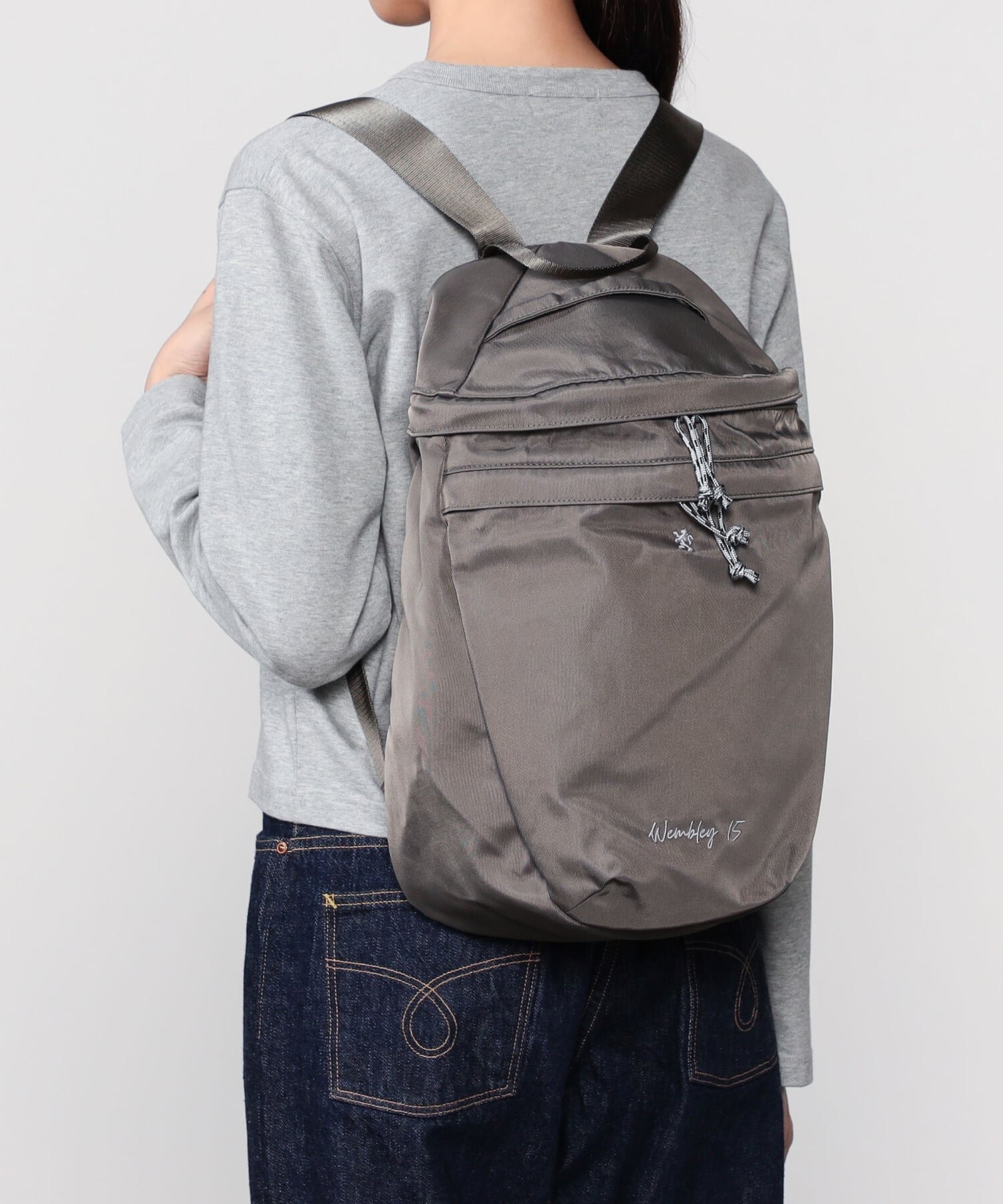 【ビショップ/Bshop】のナイロンツイル バッグパック Wembley 15 インテリア・キッズ・メンズ・レディースファッション・服の通販 founy(ファニー) 　ファッション　Fashion　レディースファッション　Fashion for Women　ショーツ　Shorts, Short Pants　スポーツ　Sports, Activewear　フロント　Front, Front Design　ポケット　Pocket, Pocket Detail　GREY|ID: prp329100004832309 ipo3291000000035186696