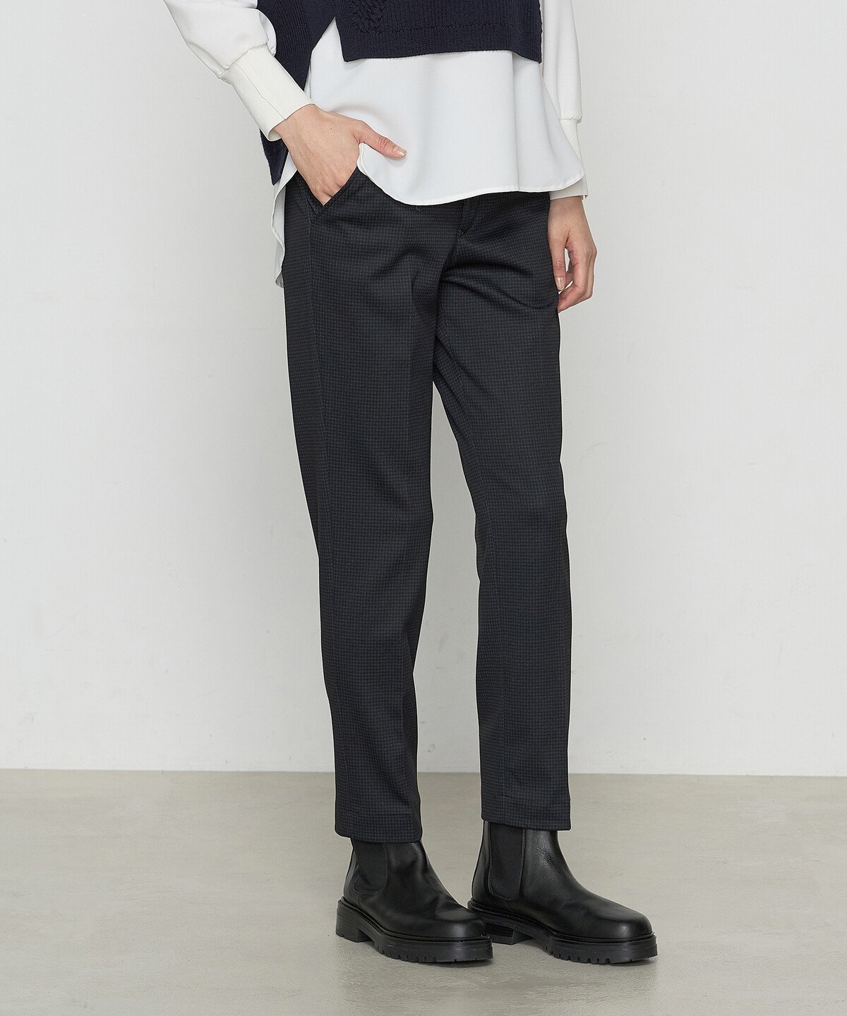 【コムサ/COMME CA】のハイテンション のびのびあったか裏起毛パンツ インテリア・キッズ・メンズ・レディースファッション・服の通販 founy(ファニー) 　ファッション　Fashion　レディースファッション　Fashion for Women　パンツ　Pants & Trousers　おすすめ　Recommended / Our Picks　ストレッチ　Stretch, Stretchy Fabric　センター　Center, Center Line　人気　Popular, Best Seller　ビジネス 仕事 通勤　Business / Work / Commuting　冬　Winter / This Winter　定番　Standard, Basic Item　09:ネイビー千鳥|ID: prp329100004832360 ipo3291000000035187325