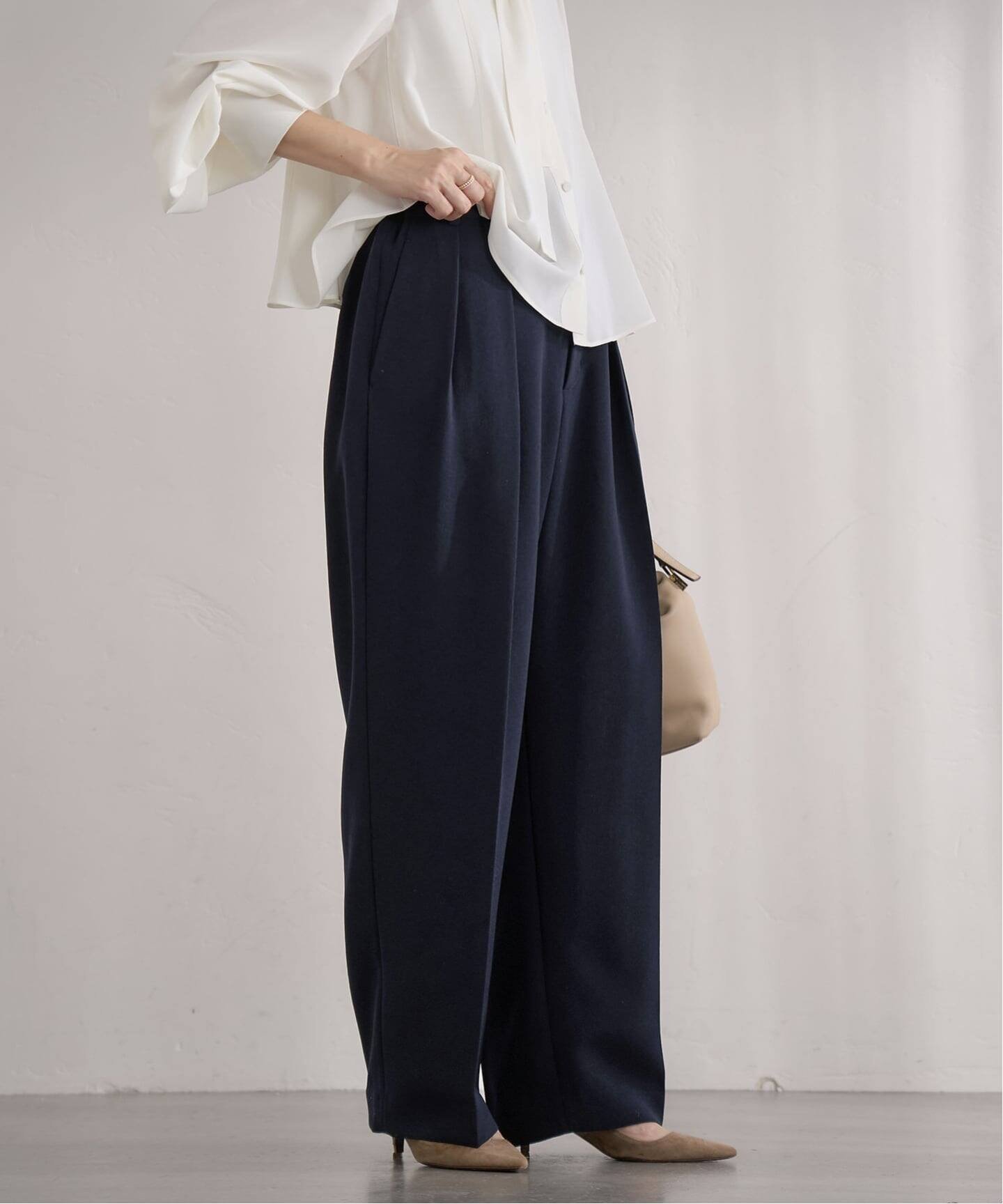 【イエナ/IENA】のNAVY ジョーゼットサイドゴムタックパンツ インテリア・キッズ・メンズ・レディースファッション・服の通販 founy(ファニー) 　ファッション　Fashion　レディースファッション　Fashion for Women　パンツ　Pants & Trousers　コレクション　Collection, Seasonal Line　ジョーゼット　Georgette, Semi-Sheer Fabric　バランス　Balance, Style Balance　フォルム　Silhouette, Form　ベーシック　Basic, Essential　セレモニー　Ceremony　2026年　2026　ネイビー|ID: prp329100004832363 ipo3291000000035187365