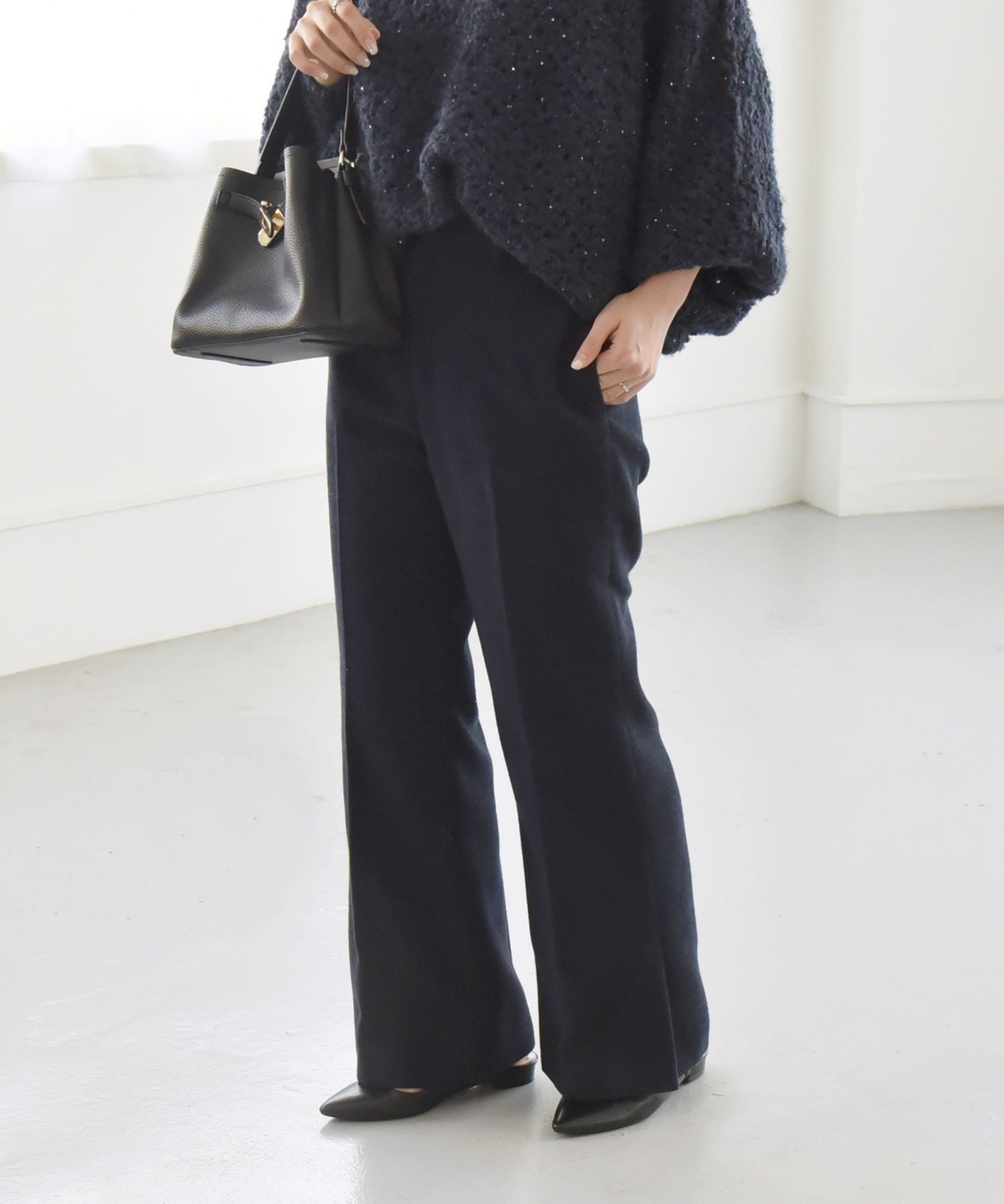 【シップス フォー ウィメン/SHIPS】のquaranciel 洗濯機可能 ポリエステル サージ セミ フレア パンツ インテリア・キッズ・メンズ・レディースファッション・服の通販 founy(ファニー) 　ファッション　Fashion　レディースファッション　Fashion for Women　パンツ　Pants & Trousers　洗える　Machine Washable　軽量　Lightweight, Ultra Light　ショート　Short, Short Length　ジャケット　Jacket, Outerwear　スリット　Slit, Slit Detail　センター　Center, Center Line　フレア　Flare, Flared　おすすめ　Recommended / Our Picks　2024年　2024　2024-2025秋冬・A/W　Autumn/Winter 2024–25 AW24–25　ネイビー|ID: prp329100004832365 ipo3291000000035187370