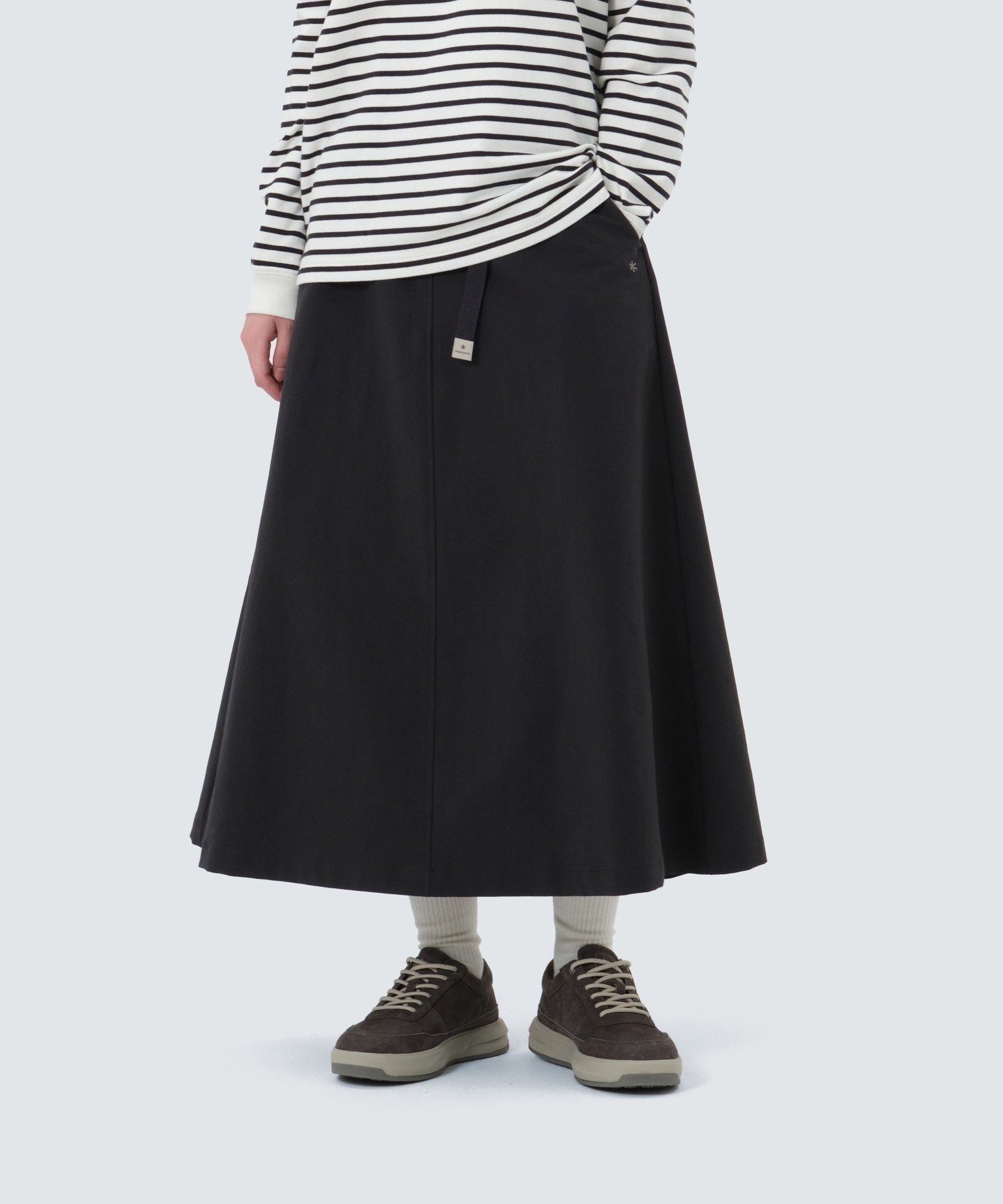 【スノーピーク/SNOW PEAK】のPolywasher Skirt インテリア・キッズ・メンズ・レディースファッション・服の通販 founy(ファニー) 　ファッション　Fashion　レディースファッション　Fashion for Women　スカート　Skirts　アウトドア　Outdoor Clothing　コレクション　Collection, Seasonal Line　スマート　Smart, Elegant　タフタ　Taffeta, Structured Fabric　フロント　Front, Front Design　ポケット　Pocket, Pocket Detail　A/W・秋冬　Autumn/Winter　冬　Winter / This Winter　エレガント 上品　Elegant　2025年　2025　2025-2026秋冬・A/W　Autumn/Winter 2025–26 AW25–26　DARK CHARCOAL|ID: prp329100004832435 ipo3291000000035188165