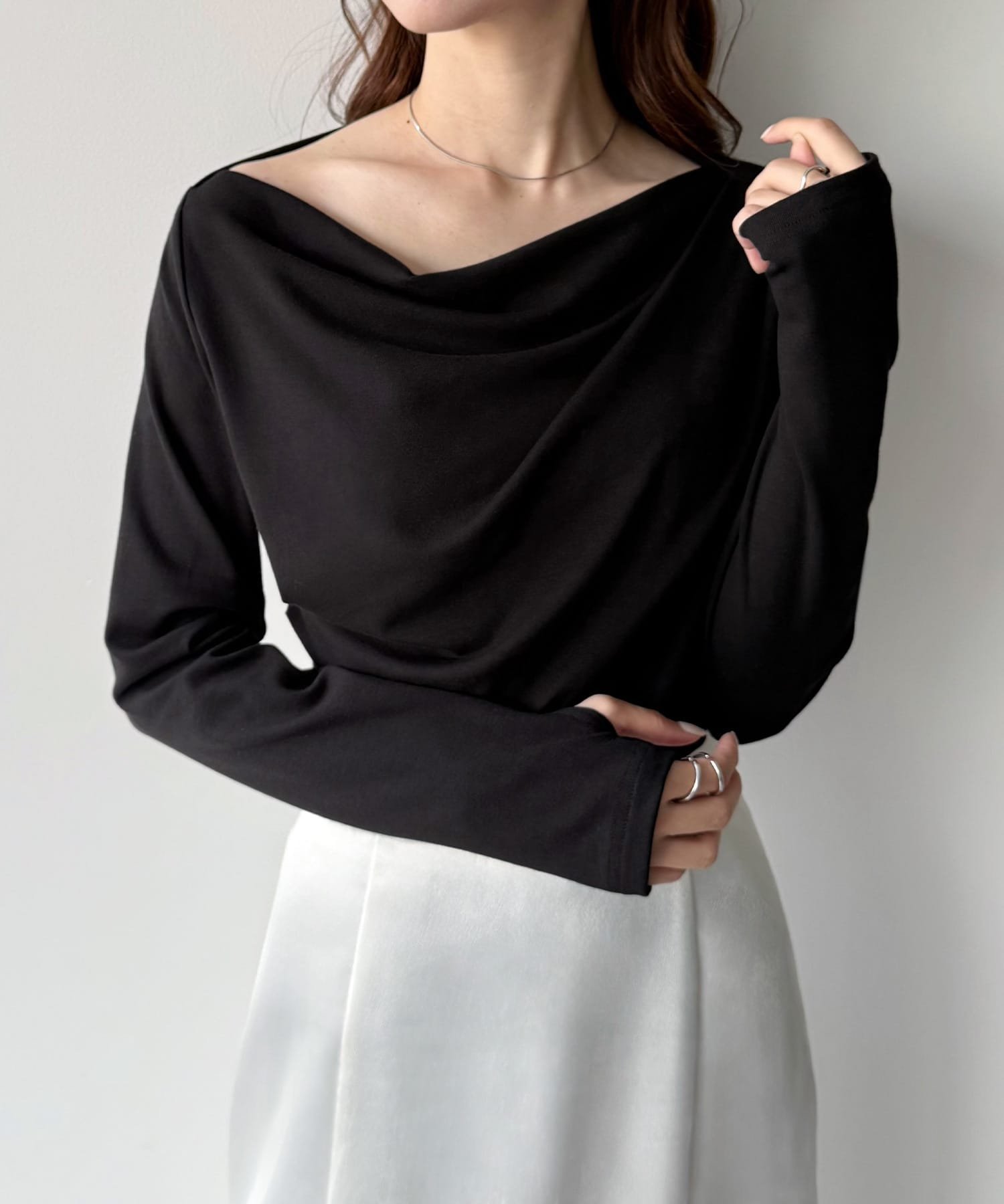 【ジュノア/JUNOAH】のmipiarl ドレープトップス インテリア・キッズ・メンズ・レディースファッション・服の通販 founy(ファニー) 　ファッション　Fashion　レディースファッション　Fashion for Women　トップス・カットソー　Cut & Sew Tops　ブラック|ID: prp329100004832438 ipo3291000000035188175