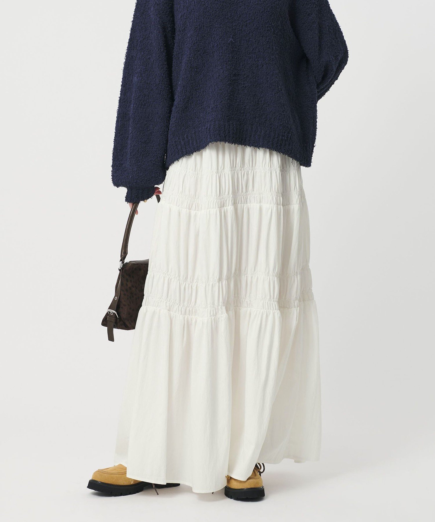 【ビューティ&ユース ユナイテッドアローズ/BEAUTY&YOUTH / UNITED ARROWS】のレーヨンブレンド シャーリング ロングスカート インテリア・キッズ・メンズ・レディースファッション・服の通販 founy(ファニー) 　ファッション　Fashion　レディースファッション　Fashion for Women　スカート　Skirts　ロングスカート　Long Skirts / Maxi & Midi Skirts　春　Spring　シャーリング　Shirring, Ruched　ジャケット　Jacket, Outerwear　フェミニン　Feminine, Girly　リラックス　Relax, Relaxed Fit　ロング　Long, Long-Length　S/S・春夏　SS, Spring/Summer, Warm Season　おすすめ　Recommended / Our Picks　夏　Summer　エレガント 上品　Elegant　WHITE|ID: prp329100004832440 ipo3291000000035188193