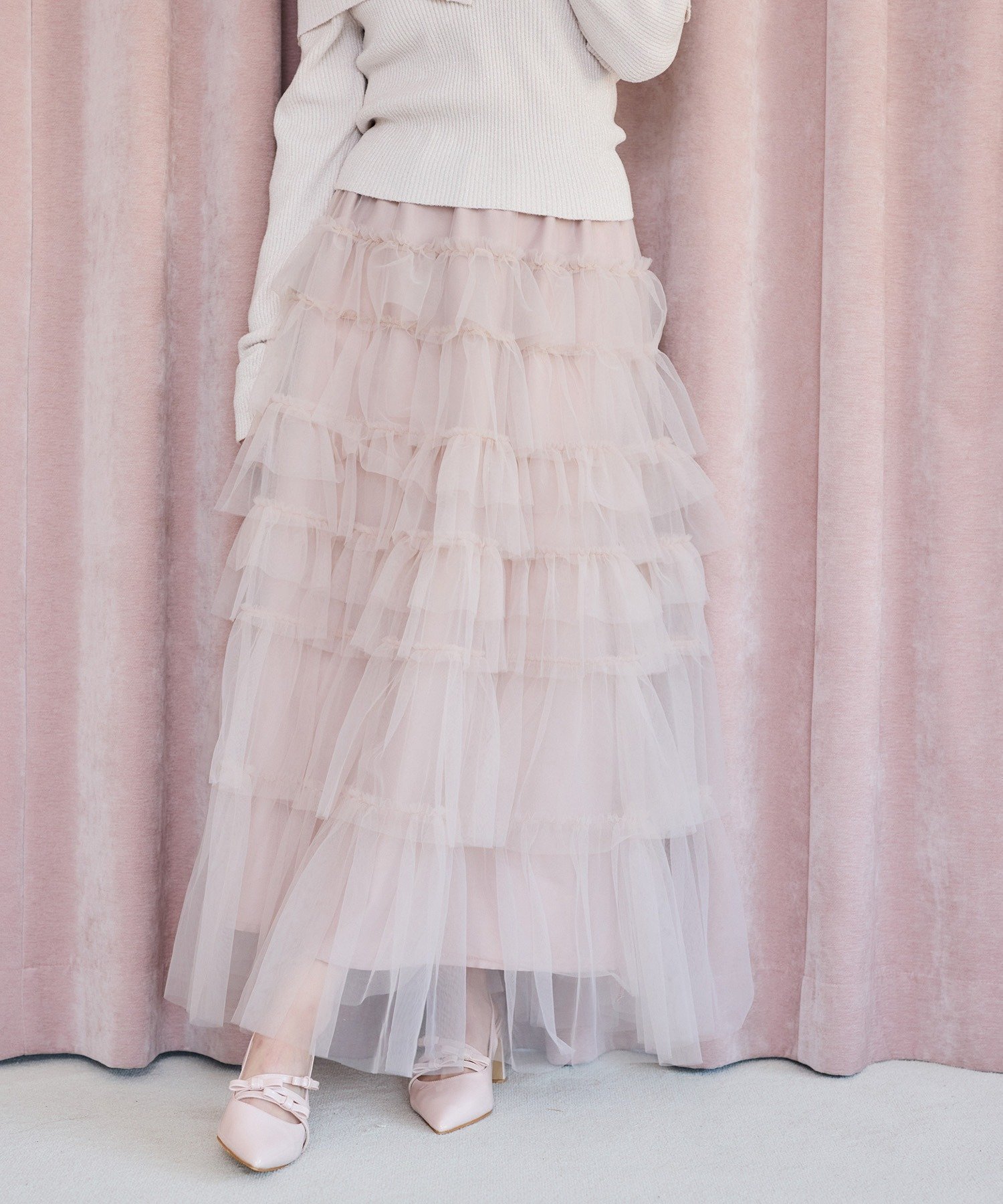 【ナイスクラップ/NICE CLAUP】のチュールロングスカート インテリア・キッズ・メンズ・レディースファッション・服の通販 founy(ファニー) 　ファッション　Fashion　レディースファッション　Fashion for Women　スカート　Skirts　ロングスカート　Long Skirts / Maxi & Midi Skirts　おすすめ　Recommended / Our Picks　アクセサリー　Fashion Accessories　カットソー　Cut and Sewn Top　シンプル　Simple, Minimal　ダウン　Down, Puffer　チュール　Tulip, Tulip Motif　ティアードスカート　Tiered Skirt, Flounced Skirt　トレーナー　Sweatshirt, Trainer　フリル　Frill, Ruffle　楽ちん　Easy Fit, Comfortable　ピンクベージュ|ID: prp329100004832455 ipo3291000000035188326