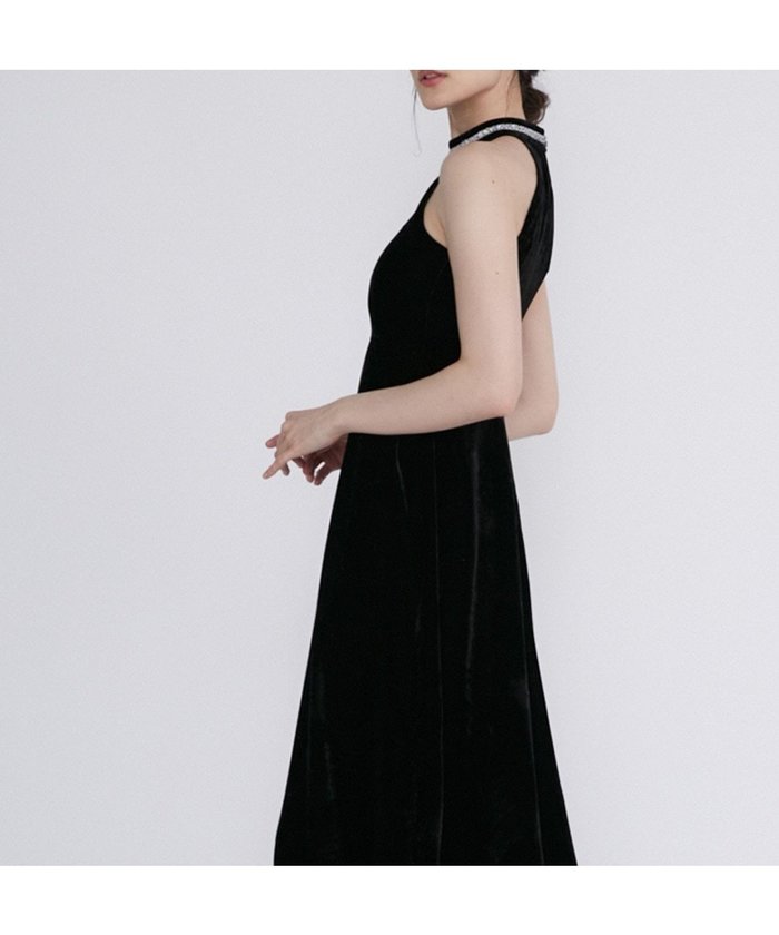 【マーリエ ル カセット/Maglie le cassetto】の《M Maglie le cassetto》ラメベルベットホルタードレス インテリア・キッズ・メンズ・レディースファッション・服の通販 founy(ファニー) https://founy.com/ ファッション Fashion レディースファッション Fashion for Women ワンピース Dresses フォーマル・パーティードレス・結婚式用ドレス Elegant & Casual Dresses ドレス Dress, One-Piece バランス Balance, Style Balance フォーマル Formal, Dressy フレア Flare, Flared ベルベット Velvet, Velvety ロング Long, Long-Length A/W・秋冬 Autumn/Winter 2024年 2024 卒業式 Graduation Ceremony 2024-2025秋冬・A/W Autumn/Winter 2024–25 AW24–25 |ID: prp329100004832485 ipo3291000000035188723