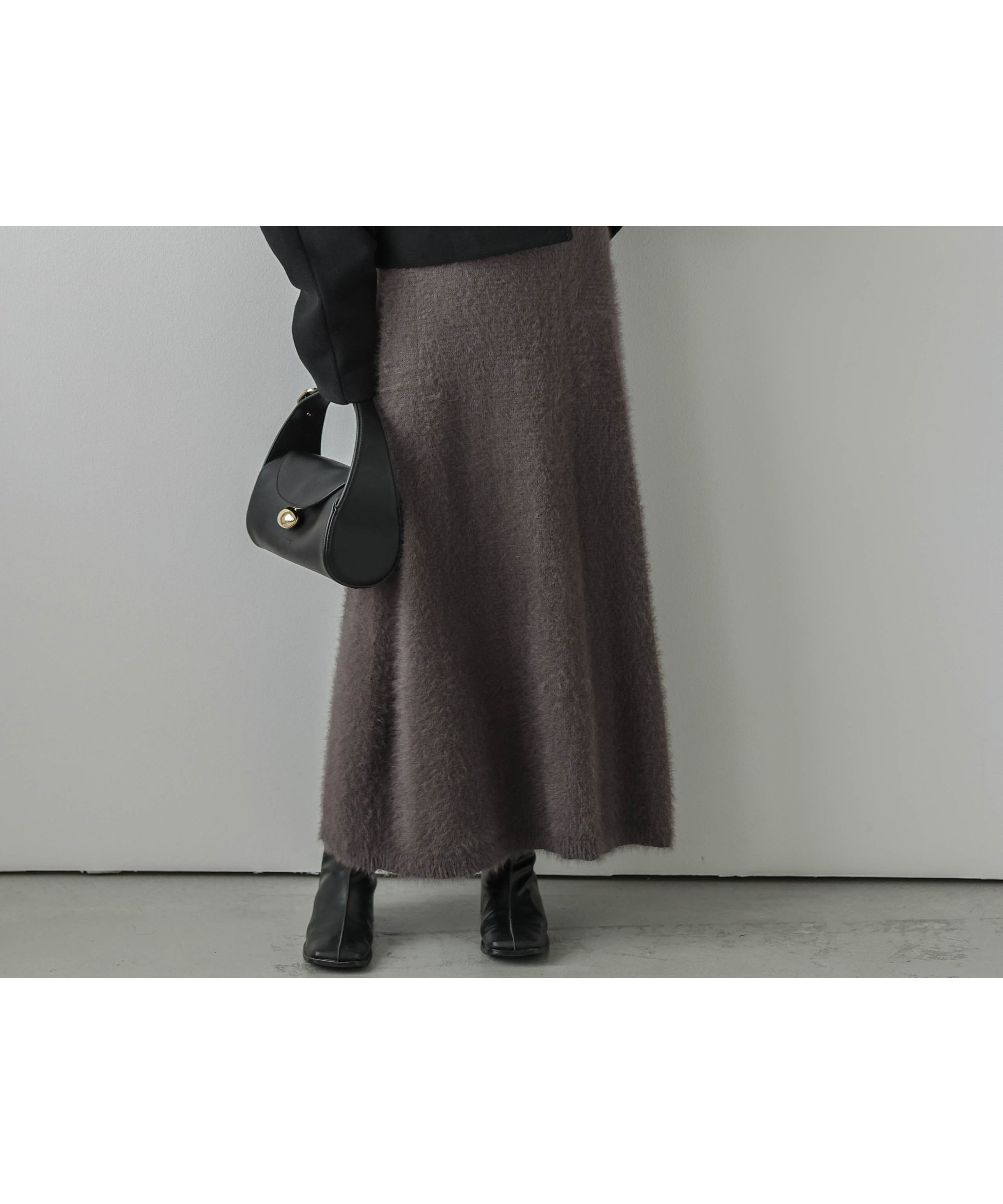 【ラジュール/Lajour】のシャギーニット ロングフレアスカート インテリア・キッズ・メンズ・レディースファッション・服の通販 founy(ファニー) 　ファッション　Fashion　レディースファッション　Fashion for Women　スカート　Skirts　Aライン・フレアスカート　A-Line & Flared Skirts　おすすめ　Recommended / Our Picks　とろみ　Fluid, Flowy Fabric　シンプル　Simple, Minimal　A/W・秋冬　Autumn/Winter　ブラウン|ID: prp329100004832494 ipo3291000000035188860