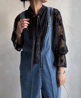 【ドゥドゥ/DouDou】のプリント棒タイブラウス 人気、トレンドファッション・服の通販 founy(ファニー) ファッション Fashion レディースファッション Fashion for Women トップス・カットソー Cut & Sew Tops シャツ・ブラウス・オフィスカジュアル Elegant Blouses & Button-Ups アクセサリー Fashion Accessories スウェット / スエット Sweatshirt, Sweatwear スマート Smart, Elegant 雑誌 Magazine, Fashion Magazine デニム Denim, Jeans Material ネックレス Necklace, Pendant Necklace フレア Flare, Flared プリント Print, Printed Pattern リボン Ribbon, Bow S/S・春夏 SS, Spring/Summer, Warm Season 再入荷 Restock / Back in Stock 夏 Summer 2026年 2026 |ID:prp329100004832515