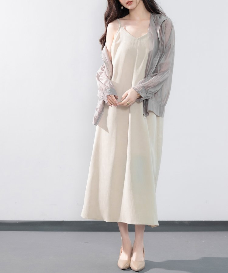 【セゾンドパピヨン/SAISON DE PAPILLON】の着回し抜群Vネックキャミワンピース インテリア・キッズ・メンズ・レディースファッション・服の通販 founy(ファニー) ファッション Fashion レディースファッション Fashion for Women ワンピース Dresses キャミソールワンピース Camisole Dresses カーディガン Cardigan, Knitwear トレンド Trend, Trending Now ラップ Wrap, Wrap Design ベージュ|ID: prp329100004832524 ipo3291000000035189219