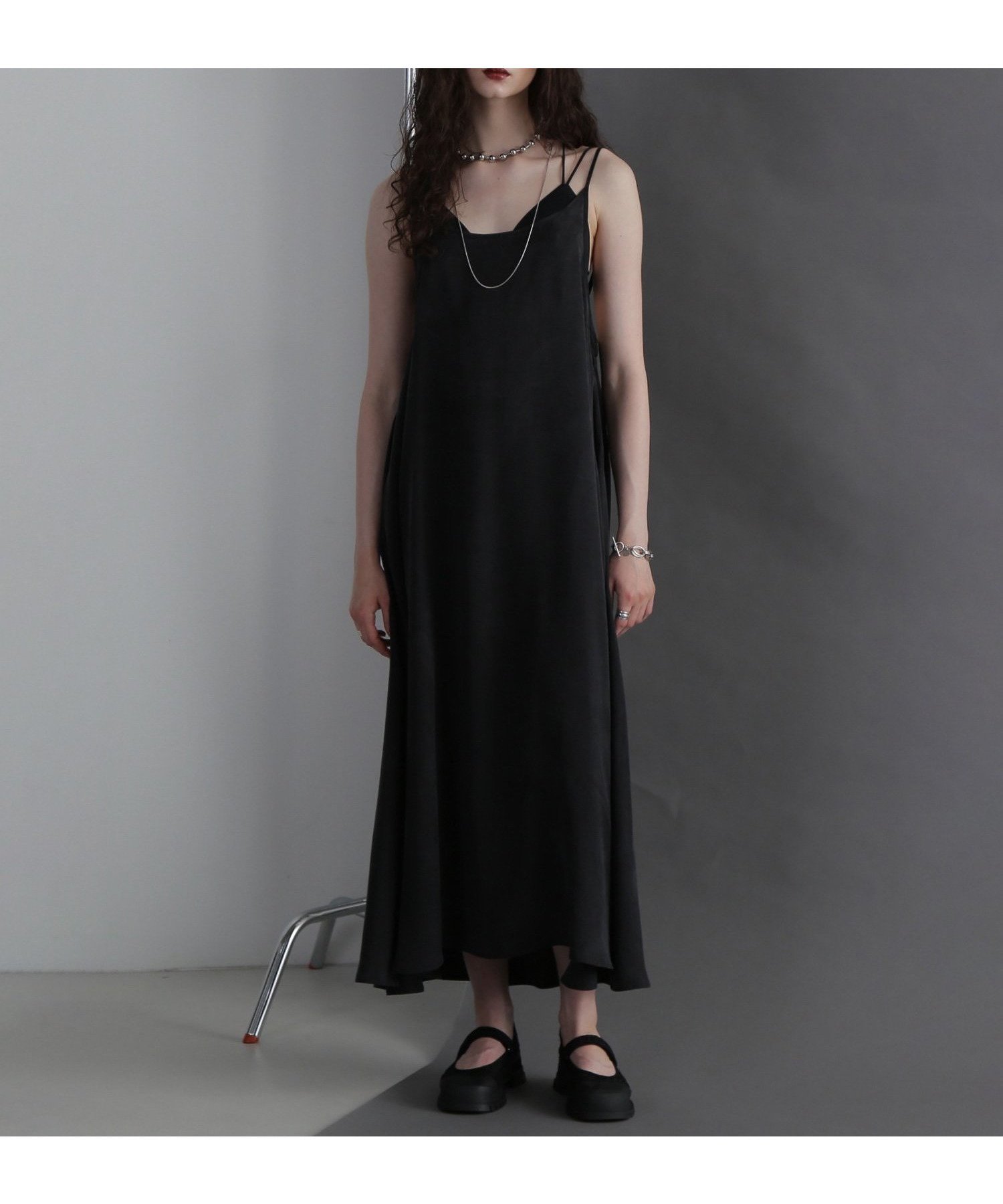 【ローズバッド/ROSE BUD】のスリップワンピース インテリア・キッズ・メンズ・レディースファッション・服の通販 founy(ファニー) 　ファッション　Fashion　レディースファッション　Fashion for Women　ワンピース　Dresses　インナー　Innerwear　エレガント 上品　Elegant　サンダル　Sandals, Summer Shoes　ショルダー　Shoulder, Shoulder Strap　シンプル　Simple, Minimal　スニーカー　Sneakers, Trainers　ドレス　Dress, One-Piece　ビッグ　Big, Oversized　ロング　Long, Long-Length　再入荷　Restock / Back in Stock　おすすめ　Recommended / Our Picks　夏　Summer　BLACK|ID: prp329100004832572 ipo3291000000035189673