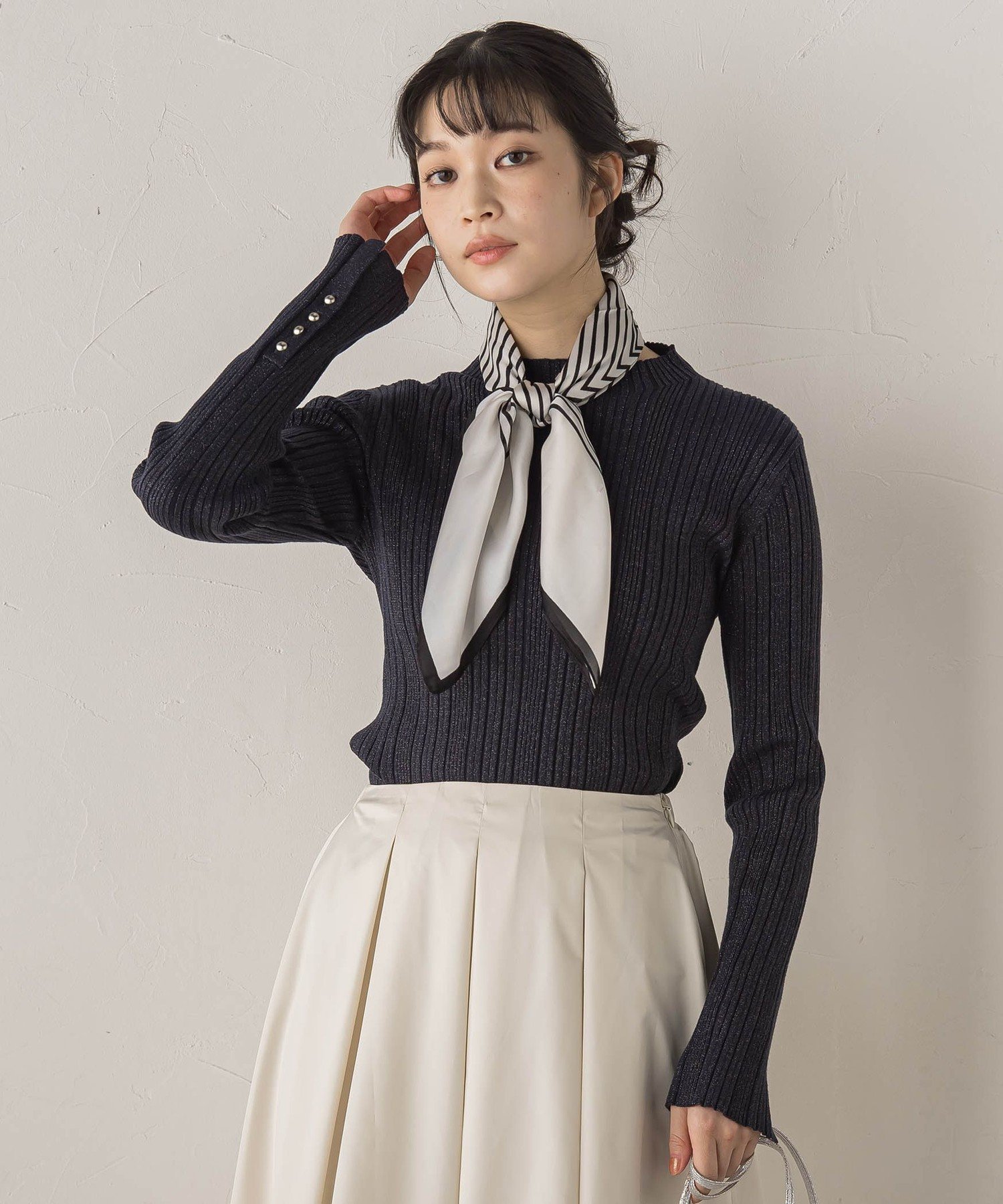 【ドロワット ロートレアモン/Droite Lautreamont】の【新色追加】袖ボタンランダムリブニット≪手洗い可能≫ インテリア・キッズ・メンズ・レディースファッション・服の通販 founy(ファニー) 　ファッション　Fashion　レディースファッション　Fashion for Women　トップス・カットソー　Cut & Sew Tops　ニット　Knit Tops & Sweaters　イエロー　Yellow　インナー　Innerwear　秋　Autumn　トレンド　Trend, Trending Now　長袖　Long Sleeve, Full Sleeve　ハイネック　High Neck, Mock Neck　フェミニン　Feminine, Girly　ベーシック　Basic, Essential　メタル　Metal, Metal Parts　無地　Plain, Solid Color　ランダム　Random, Irregular　A/W・秋冬　Autumn/Winter　2025年　2025　2025-2026秋冬・A/W　Autumn/Winter 2025–26 AW25–26　ダークネイビー|ID: prp329100004832576 ipo3291000000035189700