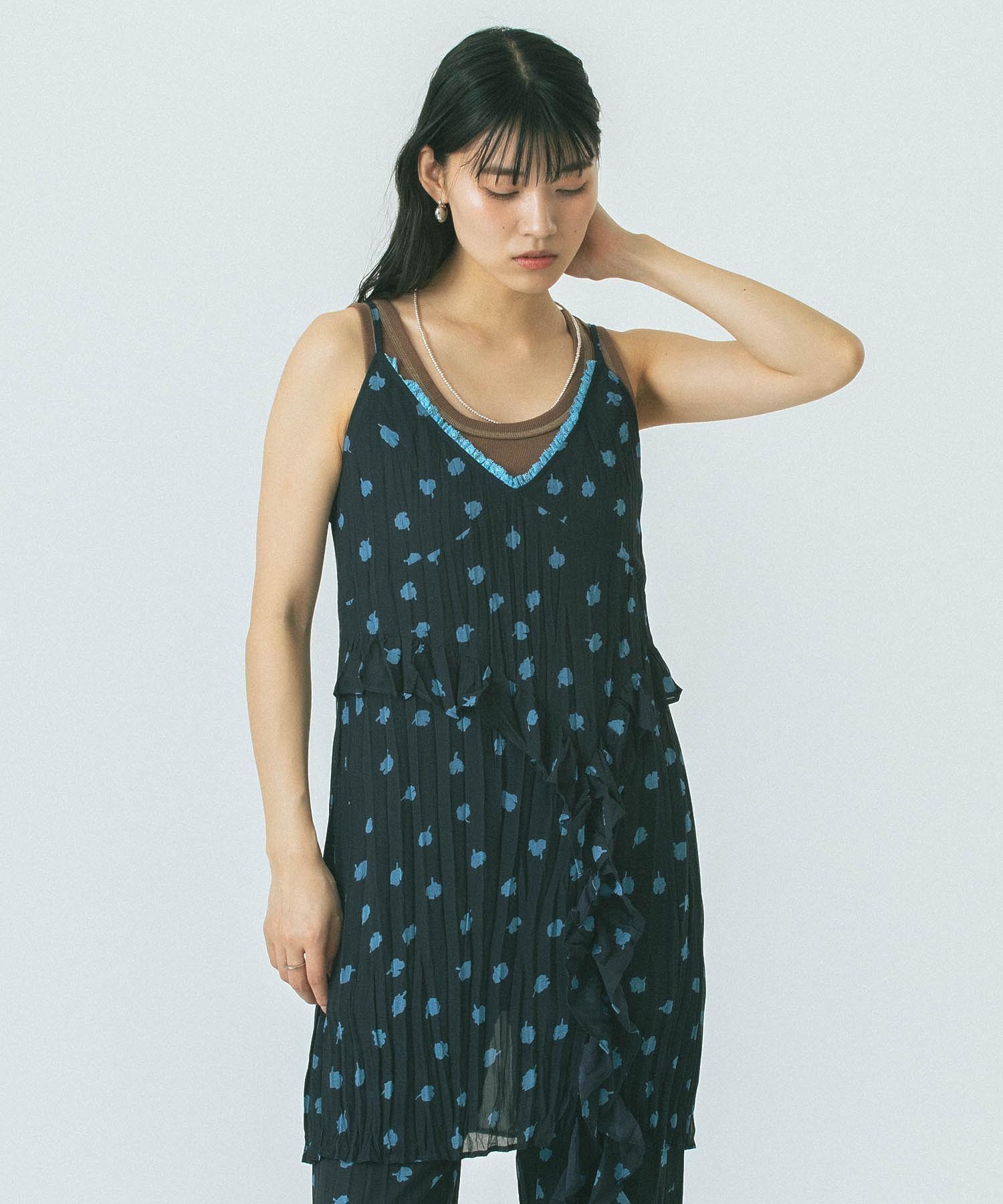 【ローズバッド/ROSE BUD】のFLOWER PRINT DRESS 人気、トレンドファッション・服の通販 founy(ファニー) 　ファッション　Fashion　レディースファッション　Fashion for Women　ワンピース　Dresses　フォーマル・パーティードレス・結婚式用ドレス　Elegant & Casual Dresses　アシンメトリー　Asymmetrical Style　キャミワンピース　Cami Dress, Slip Dress　シンプル　Simple, Minimal　チュニック　Tunic, Long Top　フェミニン　Feminine, Girly　フリル　Frill, Ruffle　リラックス　Relax, Relaxed Fit　再入荷　Restock / Back in Stock　おすすめ　Recommended / Our Picks　エレガント 上品　Elegant　 other-1|ID: prp329100004832608 ipo3291000000035189849