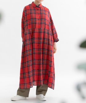 【プードゥドゥ/POU DOU DOU】のリネンタータンウエストタック切り替えワンピース 人気、トレンドファッション・服の通販 founy(ファニー) ファッション Fashion レディースファッション Fashion for Women ワンピース Dresses シンプル Simple, Minimal スカラップ Scallop, Scalloped Edge スマート Smart, Elegant フォルム Silhouette, Form プリント Print, Printed Pattern ポケット Pocket, Pocket Detail リラックス Relax, Relaxed Fit エレガント 上品 Elegant |ID:prp329100004832645