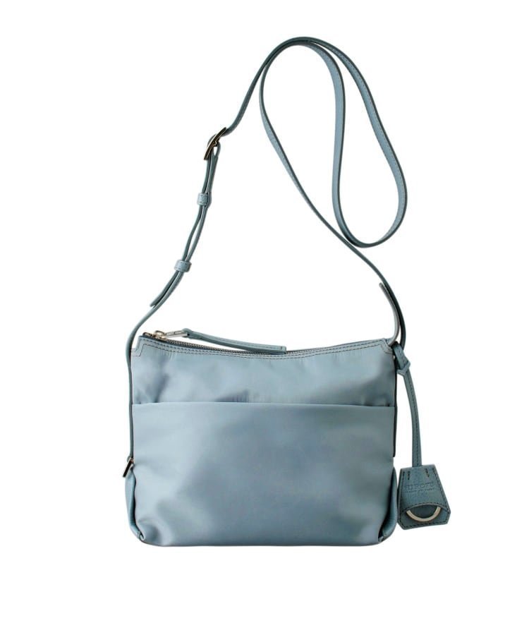 【ヒロフ/HIROFU】の【リベロ】ナイロン ショルダーバッグ S(商品番号 P25-39315) インテリア・キッズ・メンズ・レディースファッション・服の通販 founy(ファニー) 　ファッション　Fashion　レディースファッション　Fashion for Women　イタリア　Italy　コンパクト　Compact, Small Size　軽量　Lightweight, Ultra Light　ショルダー　Shoulder, Shoulder Strap　スポーティ　Sporty, Casual Athletic　スマート　Smart, Elegant　財布　Wallet, Purse　チャーム　Charm, Pendant　パッチ　Patch, Appliqué　フェミニン　Feminine, Girly　ポケット　Pocket, Pocket Detail　ポーチ　Pouch, Small Case　メタル　Metal, Metal Parts　リップ　Lip, Lip Motif　おすすめ　Recommended / Our Picks　旅行　Travel　エレガント 上品　Elegant　ピジョンブルー|ID: prp329100004832725 ipo3291000000035191362