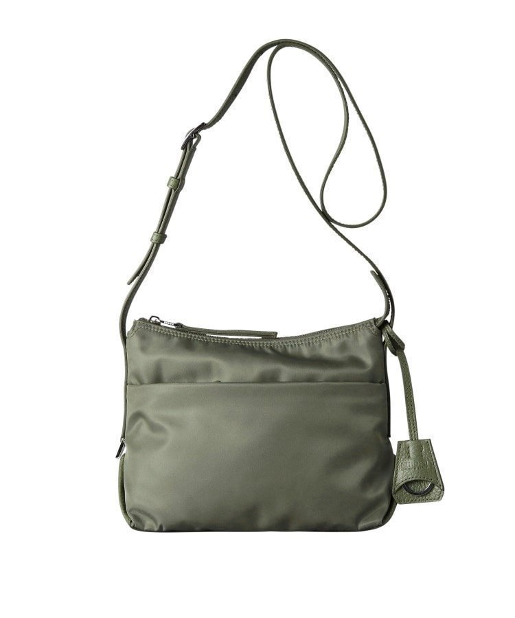 【ヒロフ/HIROFU】の【リベロ】ナイロン ショルダーバッグ S(商品番号 P25-39315) インテリア・キッズ・メンズ・レディースファッション・服の通販 founy(ファニー) 　ファッション　Fashion　レディースファッション　Fashion for Women　イタリア　Italy　コンパクト　Compact, Small Size　軽量　Lightweight, Ultra Light　ショルダー　Shoulder, Shoulder Strap　スポーティ　Sporty, Casual Athletic　スマート　Smart, Elegant　財布　Wallet, Purse　チャーム　Charm, Pendant　パッチ　Patch, Appliqué　フェミニン　Feminine, Girly　ポケット　Pocket, Pocket Detail　ポーチ　Pouch, Small Case　メタル　Metal, Metal Parts　リップ　Lip, Lip Motif　おすすめ　Recommended / Our Picks　旅行　Travel　エレガント 上品　Elegant　オレガノ|ID: prp329100004832725 ipo3291000000035191365