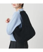 【ビューティ&ユース ユナイテッドアローズ/BEAUTY&YOUTH / UNITED ARROWS】の【一部別注】 VIOLAd ORO ELMO ボア チェーン ショルダーバッグ 人気、トレンドファッション・服の通販 founy(ファニー) ファッション Fashion レディースファッション Fashion for Women バッグ Bags アクリル Acrylic Material チェーン Chain, Chain Strap 人気 Popular, Best Seller 別注 Limited Edition, Custom Order エレガント 上品 Elegant thumbnail BLACK|ID: prp329100004832987 ipo3291000000035192907