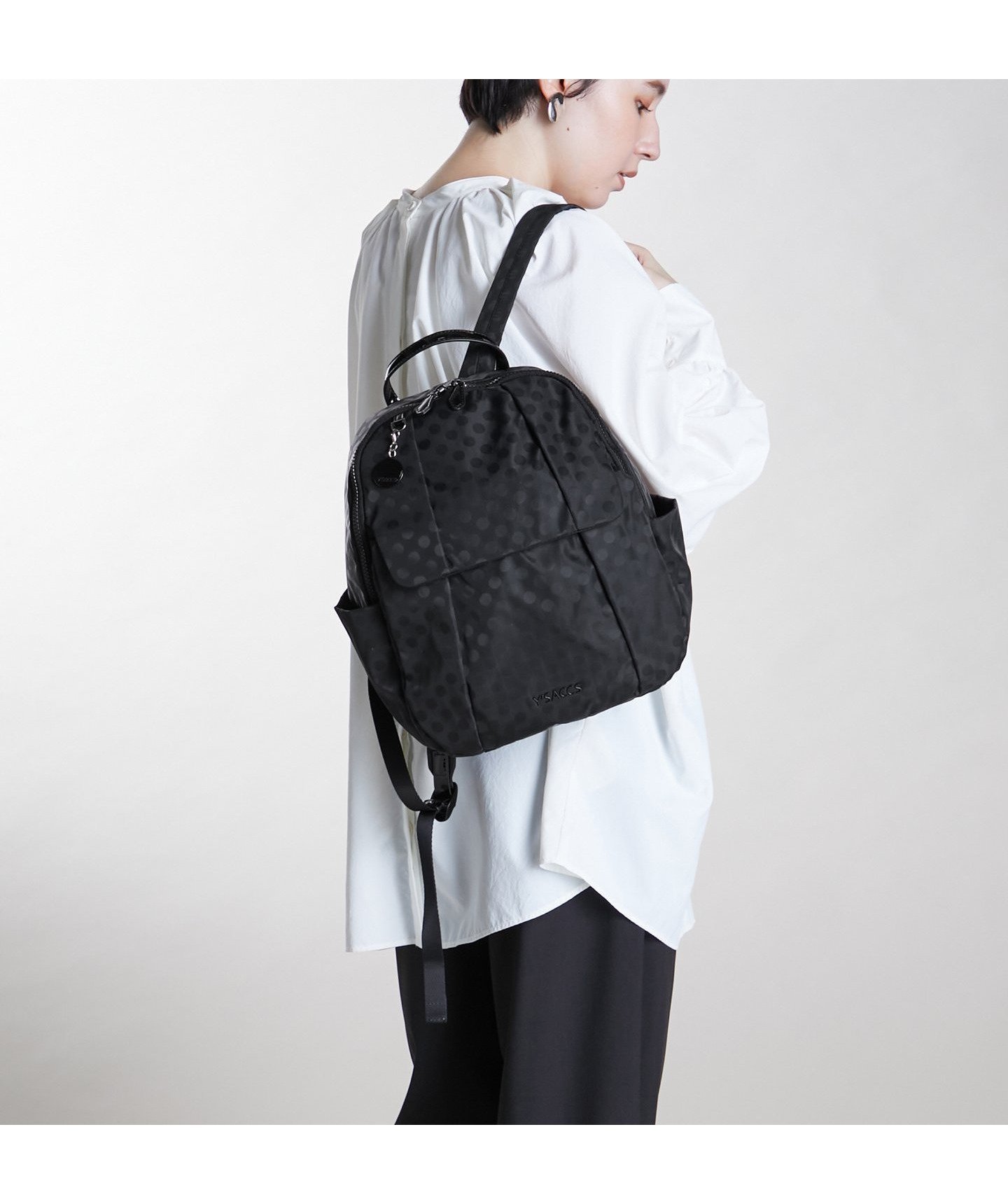 【その他のブランド/Other】のPolka Dots リュックサック インテリア・キッズ・メンズ・レディースファッション・服の通販 founy(ファニー) 　ファッション　Fashion　レディースファッション　Fashion for Women　エナメル　Patent Leather　コンビ　Combo, Combination Style　スタイリッシュ　Stylish, Fashionable　トラベル　Travel, Travel Gear　ドット　Polka Dot, Dot Pattern　フラップ　Flap, Flap Pocket　フロント　Front, Front Design　ポケット　Pocket, Pocket Detail　エレガント 上品　Elegant　クロ|ID: prp329100004833017 ipo3291000000035193079