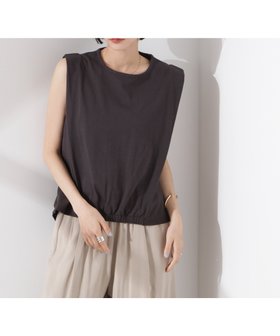 【ナノ ユニバース/nano universe】 ドライタッチ天竺フロントギャザーヘムノースリーブトップス人気、トレンドファッション・服の通販 founy(ファニー) ファッション Fashion レディースファッション Fashion for Women トップス・カットソー Cut & Sew Tops キャミソール&ノースリーブ Camisoles & Sleeveless Tops 春 Spring ギャザー Gathered, Ruffled サンダル Sandals, Summer Shoes シンプル Simple, Minimal フロント Front, Front Design ベーシック Basic, Essential リネン Linen, Linen Fabric リボン Ribbon, Bow リラックス Relax, Relaxed Fit ワイド Wide, Wide Fit S/S・春夏 SS, Spring/Summer, Warm Season アウトレット Outlet / Clearance おすすめ Recommended / Our Picks 夏 Summer エレガント 上品 Elegant 2025年 2025 2025春夏・S/S Spring/Summer 2025 SS25 |ID:prp329100004833061