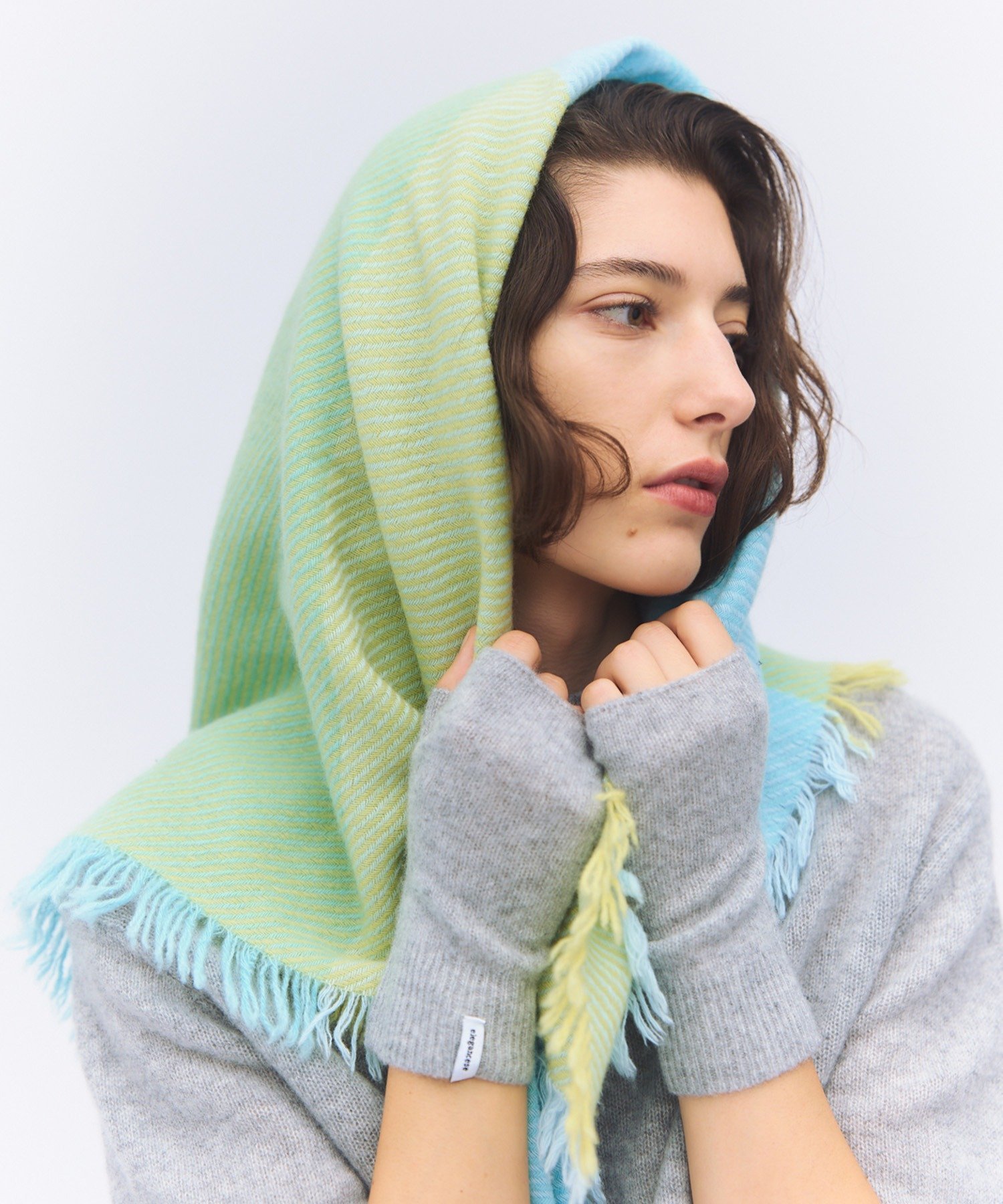 【セットアップセブン/SETUP7】のelegancese/Square fringe scarf バンダナ スカーフ インテリア・キッズ・メンズ・レディースファッション・服の通販 founy(ファニー) ファッション Fashion レディースファッション Fashion for Women スカーフ Scarf, Neckwear ストール Stole, Wrap バンダナ Bandana, Head Scarf フリンジ Fringe, Tassel 再入荷 Restock / Back in Stock L.BLU|ID: prp329100004833154 ipo3291000000035194729