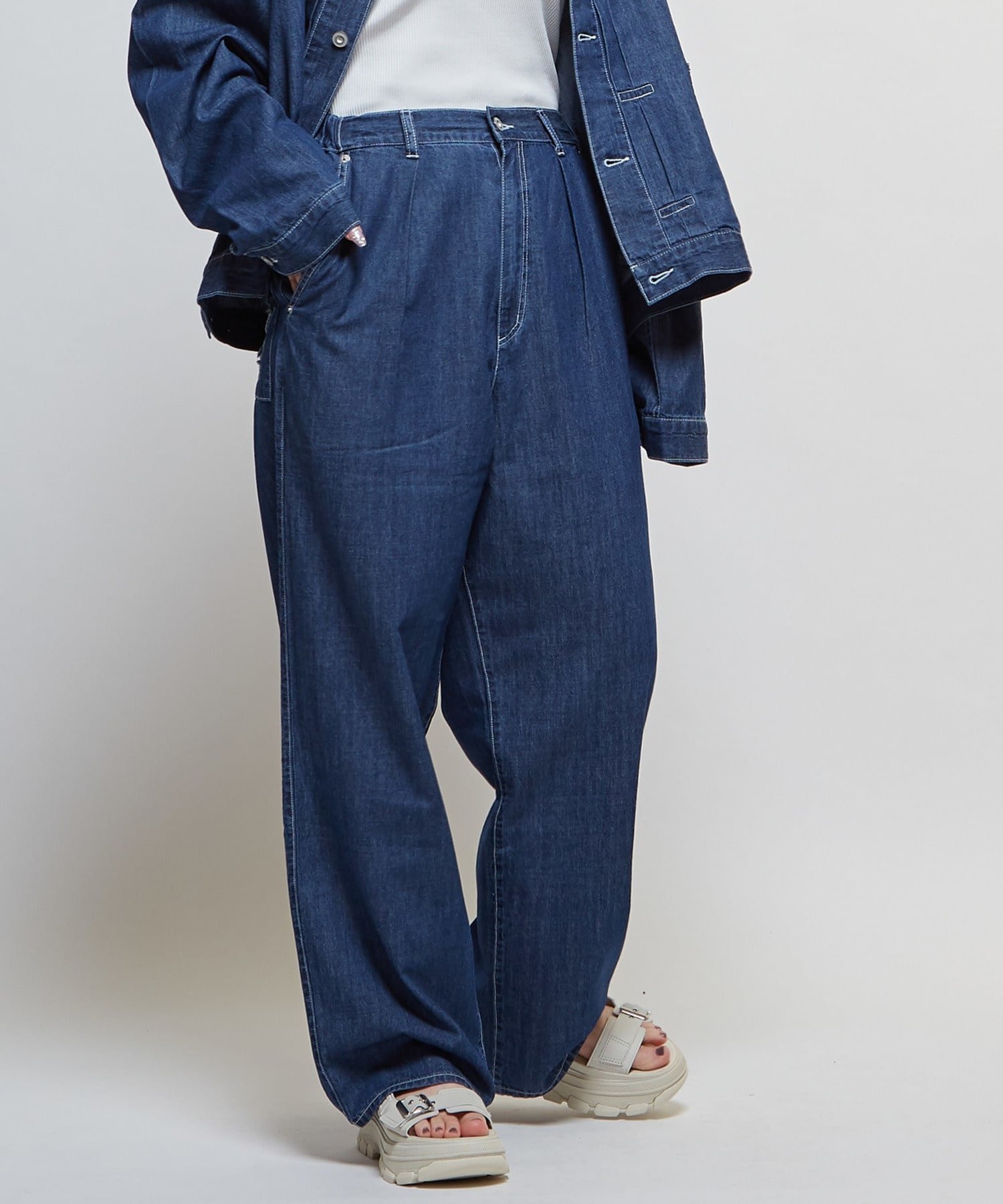 【コンバーストウキョウ/CONVERSE TOKYO】の【限定展開】LIGHT DENIM WIDE PANTS(SET UP) インテリア・キッズ・メンズ・レディースファッション・服の通販 founy(ファニー) 　ファッション　Fashion　レディースファッション　Fashion for Women　パンツ　Pants & Trousers　シンプル　Simple, Minimal　ジャケット　Jacket, Outerwear　セットアップ　Set-Up, Coordinated Outfit　デニム　Denim, Jeans Material　トレンド　Trend, Trending Now　ポケット　Pocket, Pocket Detail　リラックス　Relax, Relaxed Fit　ワイド　Wide, Wide Fit　おすすめ　Recommended / Our Picks　ブルー|ID: prp329100004833177 ipo3291000000035194897