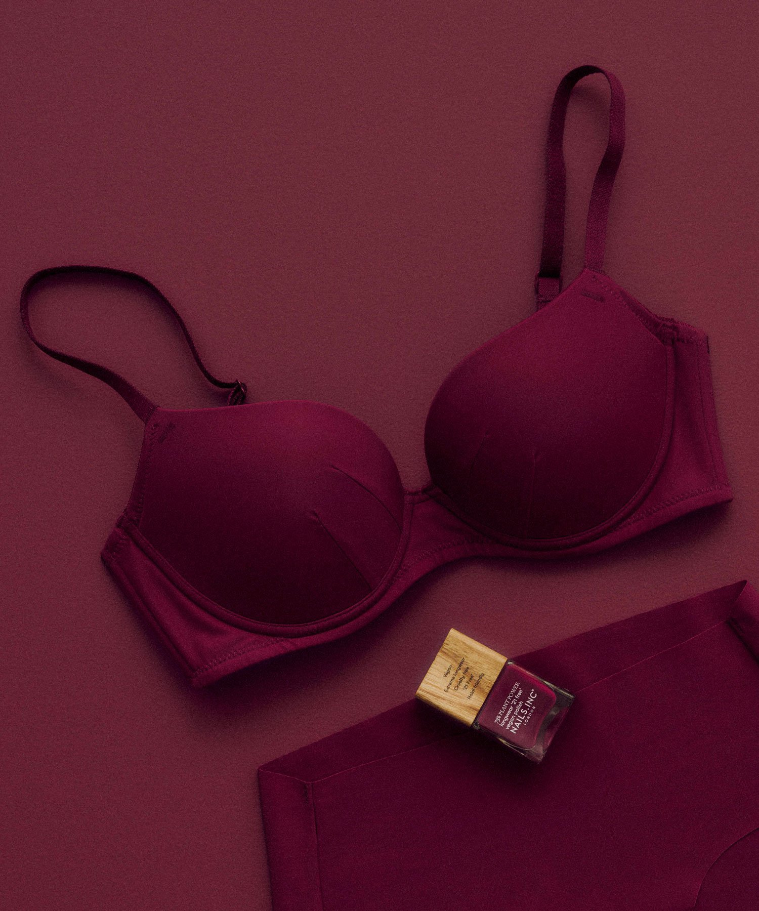 【アンフィ/AMPHI】の【NAILS INC * AMPHI】脇高スムージングシンプルタイプ ノンワイヤーブラ BRAGENIC インテリア・キッズ・メンズ・レディースファッション・服の通販 founy(ファニー) 　ファッション　Fashion　レディースファッション　Fashion for Women　コレクション　Collection, Seasonal Line　シンプル　Simple, Minimal　トレンド　Trend, Trending Now　定番　Standard, Basic Item　フィット　Fit, Slim Fit　ブラジャー　Bra, Lingerie　ロンドン　London Style, British Inspired　ワイヤー　Wire, Wired Bra　WI|ID: prp329100004833200 ipo3291000000035195072