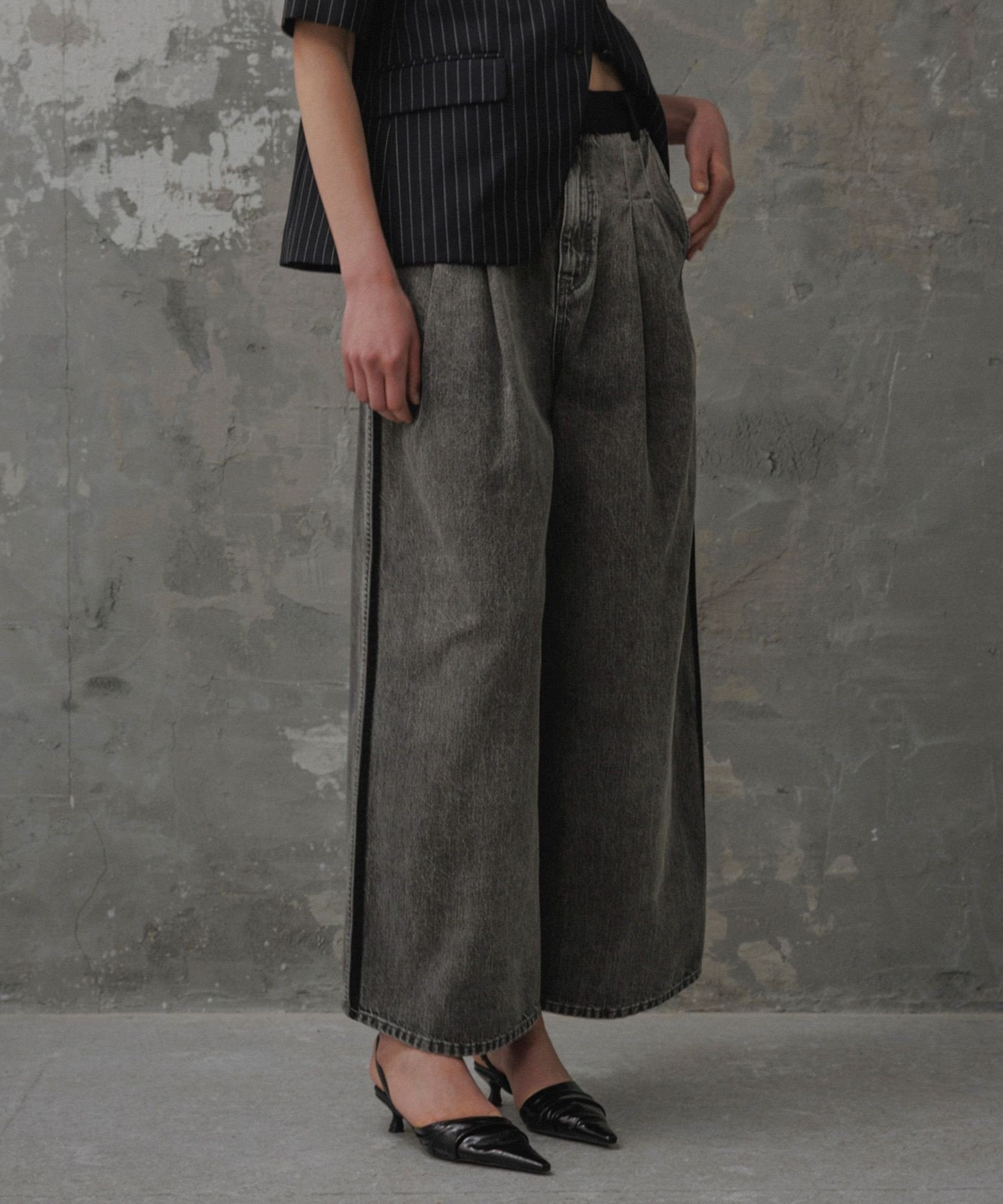 【アダム エ ロペ/ADAM ET ROPE'】の【EMOELLE】・【サステナブル】ドレスデニムパンツ インテリア・キッズ・メンズ・レディースファッション・服の通販 founy(ファニー) 　ファッション　Fashion　レディースファッション　Fashion for Women　パンツ　Pants & Trousers　デニムパンツ・ジーンズ・美脚デニム　Denim Jeans & Pants　春　Spring　カットソー　Cut and Sewn Top　シューズ　Shoes, Footwear　デニム　Denim, Jeans Material　ドレス　Dress, One-Piece　S/S・春夏　SS, Spring/Summer, Warm Season　おすすめ　Recommended / Our Picks　夏　Summer　2024年　2024　2024-2025秋冬・A/W　Autumn/Winter 2024–25 AW24–25　2025年　2025　2025春夏・S/S　Spring/Summer 2025 SS25　ブラック系(04)|ID: prp329100004833246 ipo3291000000035195606