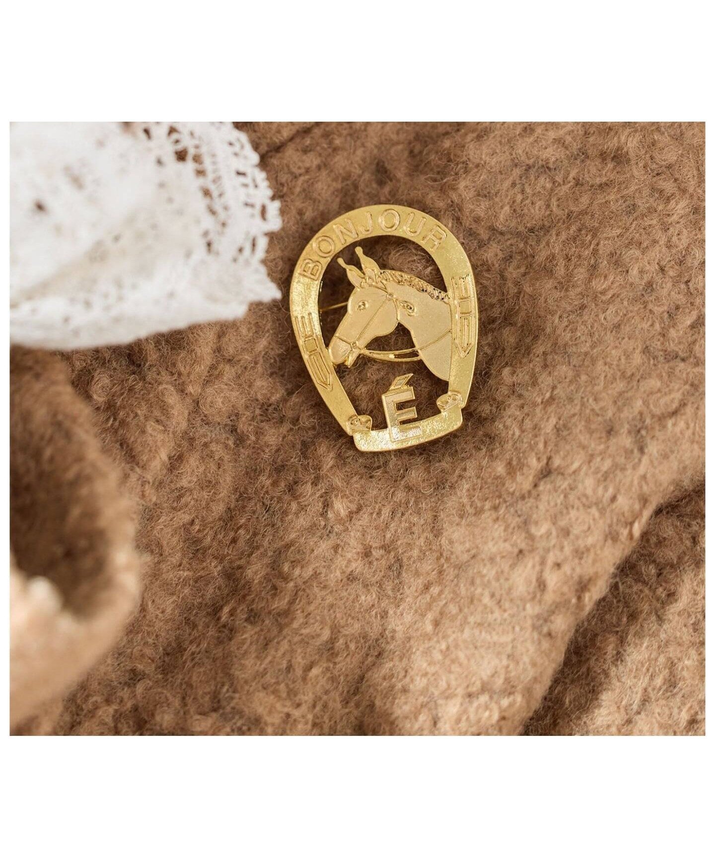【イエナ/IENA】の《WEB限定/追加 》IENA BONJOUR ブローチ インテリア・キッズ・メンズ・レディースファッション・服の通販 founy(ファニー) 　ファッション　Fashion　レディースファッション　Fashion for Women　おすすめ　Recommended / Our Picks　ジャケット　Jacket, Outerwear　ブローチ　Brooch, Pin Brooch　モチーフ　Motif, Design Theme　ゴールド|ID: prp329100004833252 ipo3291000000035195631