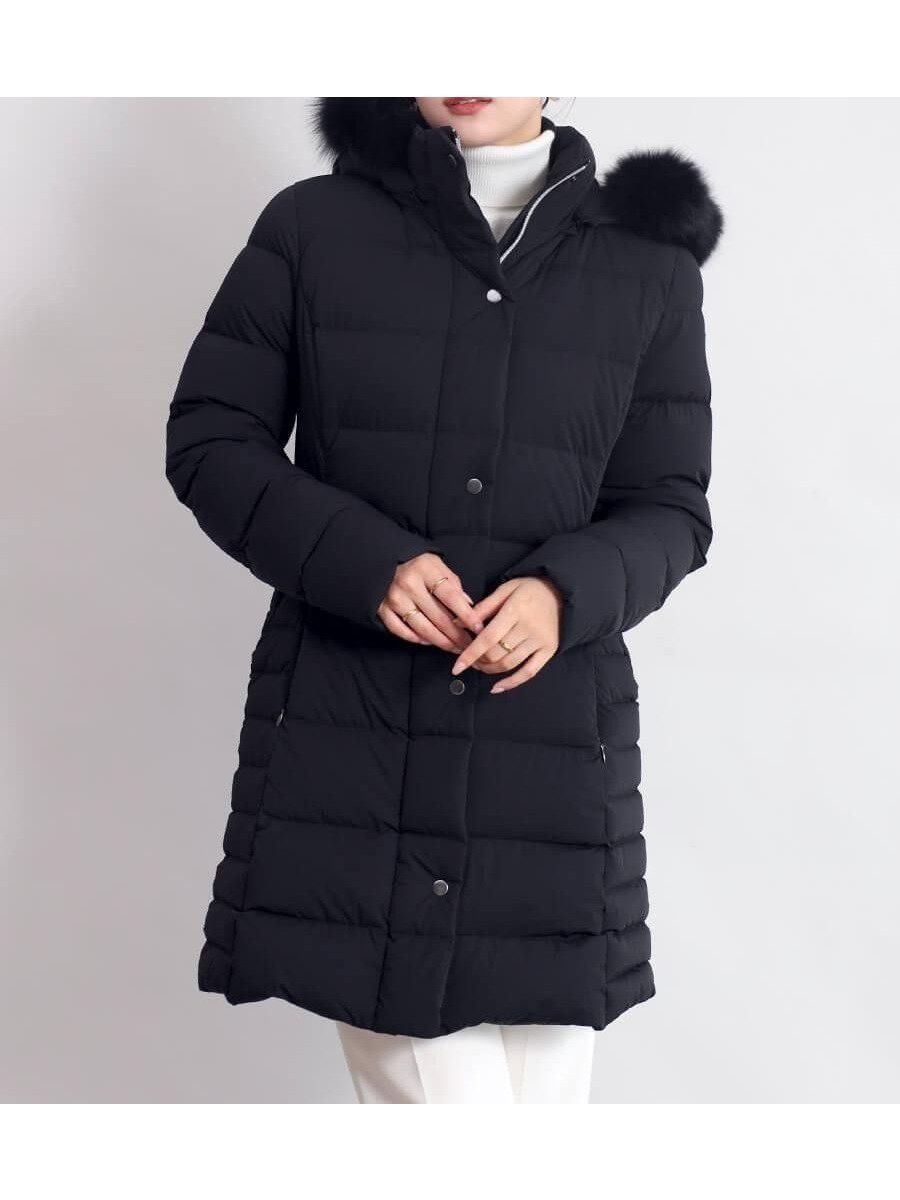 【ヴァン/Vin】のプレミアムダウンロングコート インテリア・キッズ・メンズ・レディースファッション・服の通販 founy(ファニー) 　ファッション　Fashion　レディースファッション　Fashion for Women　アウター　Coat / Outerwear Collection　コート・ロングコート・ピーコート　Long Coats, Peacoats & More　エレガント 上品　Elegant　スポーティ　Sporty, Casual Athletic　ダウン　Down, Puffer　パッチ　Patch, Appliqué　フォックス　Fox, Fox Fur　フォルム　Silhouette, Form　フロント　Front, Front Design　ラバー　Rubber, Rubber Sole　ロング　Long, Long-Length　冬　Winter / This Winter　ビジネス 仕事 通勤　Business / Work / Commuting　ブラック|ID: prp329100004833306 ipo3291000000035196235