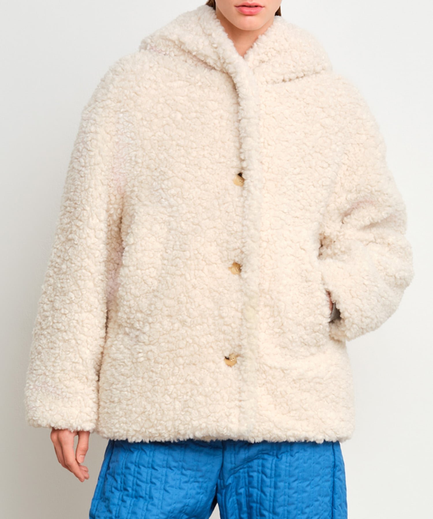 【タトラス コンセプトストア/TATRAS CONCEPT STORE】の【TATRAS 直営店】PEDARA ペダラ / ボアブルゾン インテリア・キッズ・メンズ・レディースファッション・服の通販 founy(ファニー) 　ファッション　Fashion　レディースファッション　Fashion for Women　アウター　Coat / Outerwear Collection　ブルゾンジャケット・スポーティアウター　Blouson Jackets　イタリア　Italy　ウォーム　Warm Fabric　ジャケット　Jacket, Outerwear　ブルゾン　Blouson, Bomber Jacket　IVORY|ID: prp329100004833307 ipo3291000000035196238