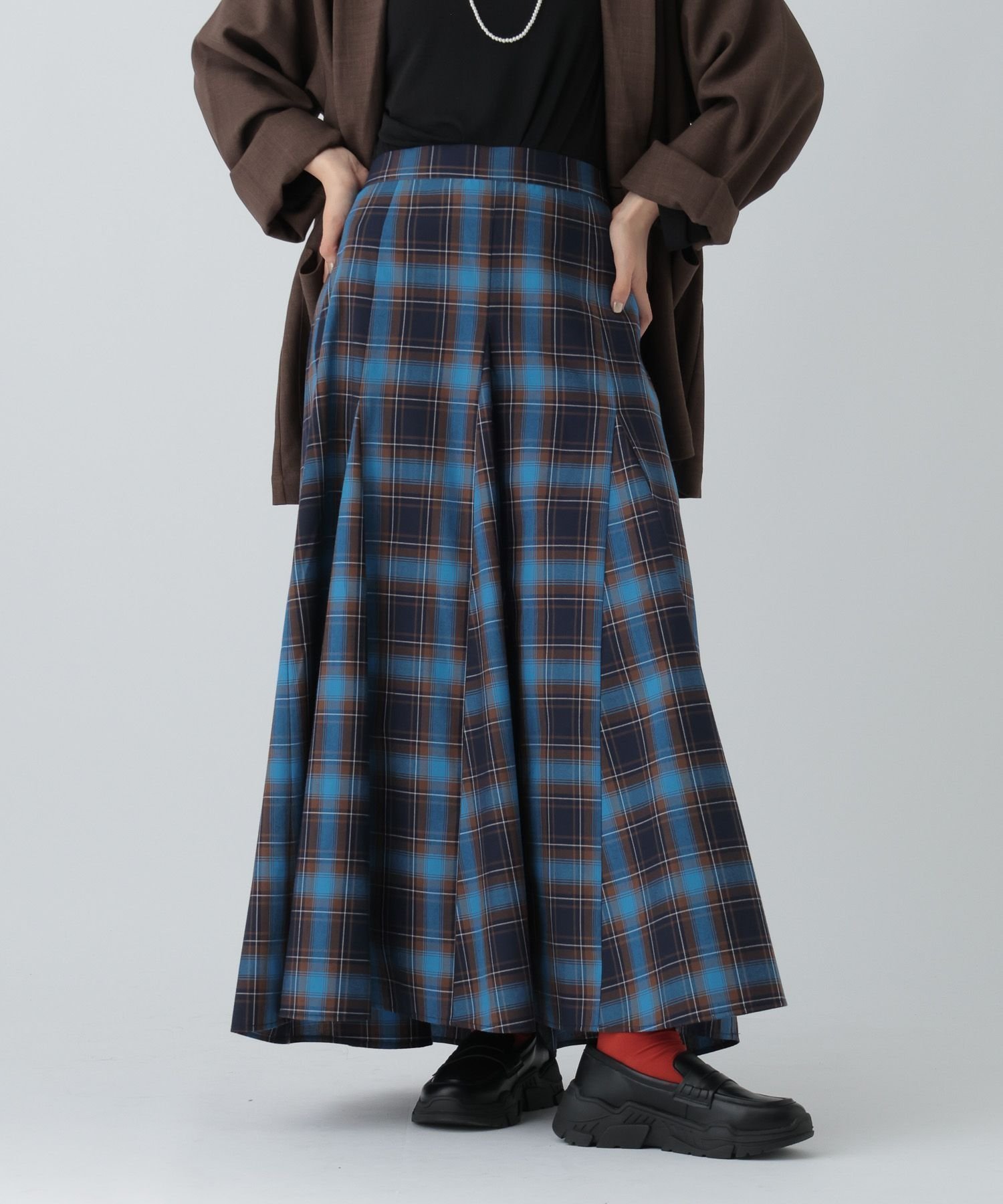 【レプシィム ローリーズファーム/LEPSIM LOWRYS FARM】のTRチェックスカート インテリア・キッズ・メンズ・レディースファッション・服の通販 founy(ファニー) 　ファッション　Fashion　レディースファッション　Fashion for Women　スカート　Skirts　おすすめ　Recommended / Our Picks　ソックス　Socks, Hosiery　チェック　Check, Plaid, Tartan　フレア　Flare, Flared　ブルー85|ID: prp329100004833337 ipo3291000000035196535