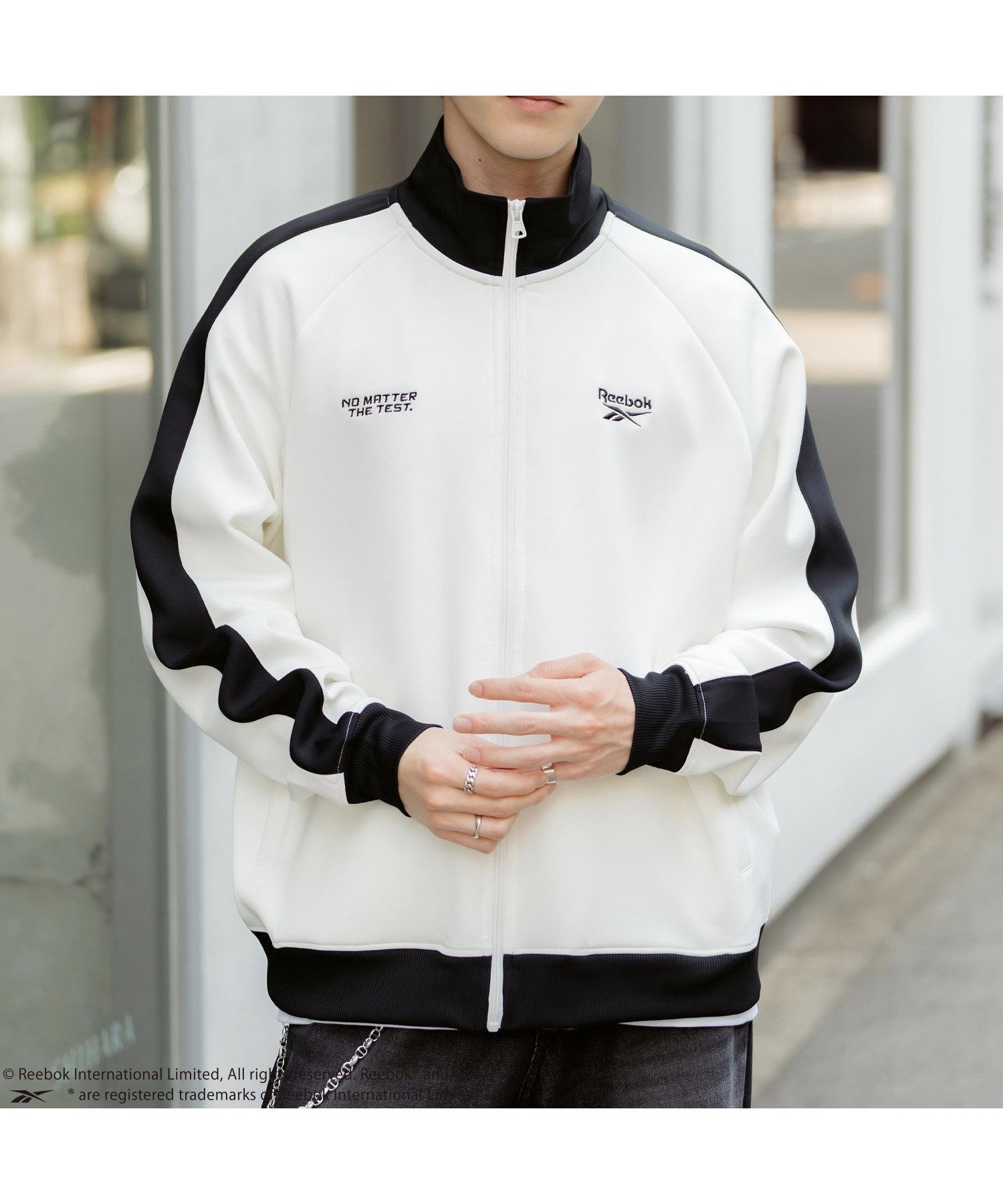 【ロッキーモンロー/Rocky Monroe】のReebok オーバーサイズ袖ラインポンチトラックブルゾン 人気、トレンドファッション・服の通販 founy(ファニー) 　ファッション　Fashion　レディースファッション　Fashion for Women　アウター　Coat / Outerwear Collection　ブルゾンジャケット・スポーティアウター　Blouson Jackets　シューズ　Shoes, Footwear　ジップ　Zip, Zipper　ジャケット　Jacket, Outerwear　ストレッチ　Stretch, Stretchy Fabric　スポーツ　Sports, Activewear　スポーティ　Sporty, Casual Athletic　スリーブ　Sleeve, Long Sleeve / Short Sleeve　ハイネック　High Neck, Mock Neck　メンズ　Men's, Menswear　ルーズ　Loose, Oversized　ワイド　Wide, Wide Fit　再入荷　Restock / Back in Stock　おすすめ　Recommended / Our Picks　 other-1|ID: prp329100004833385 ipo3291000000035197230