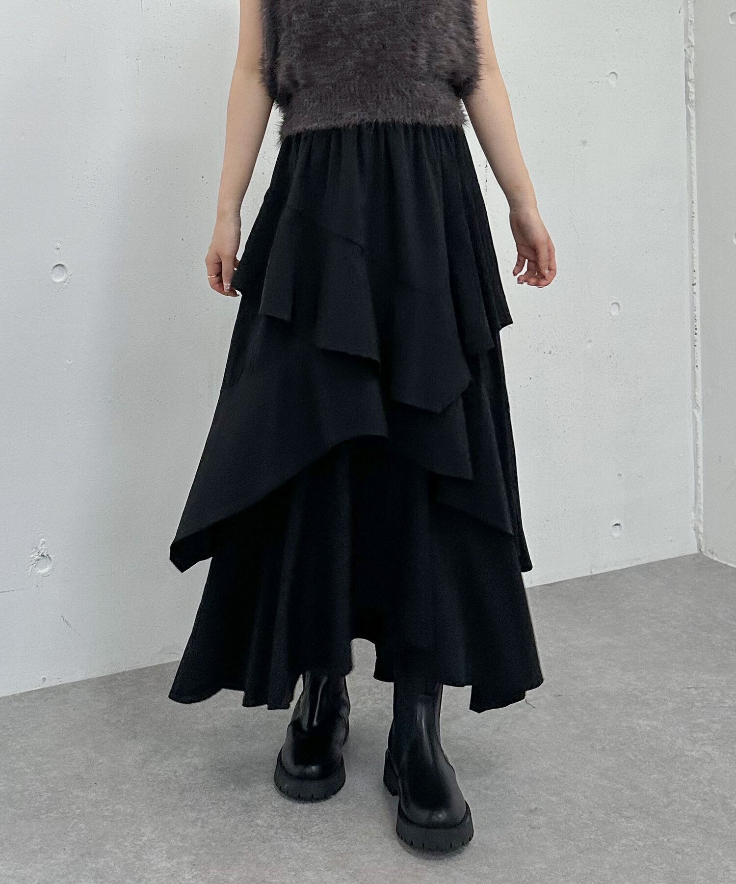 【アルシーヴ/archives】のマットフリルティアードスカート インテリア・キッズ・メンズ・レディースファッション・服の通販 founy(ファニー) 　ファッション　Fashion　レディースファッション　Fashion for Women　スカート　Skirts　ティアードスカート　Tiered Skirts　トレンド　Trend, Trending Now　フリル　Frill, Ruffle　リラックス　Relax, Relaxed Fit　洗える　Machine Washable　A/W・秋冬　Autumn/Winter　BLACK|ID: prp329100004833387 ipo3291000000035197249