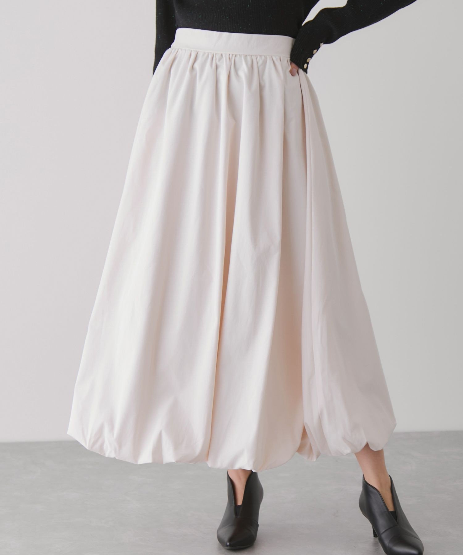 【ジャイロ/JAYRO】のバルーンスカート インテリア・キッズ・メンズ・レディースファッション・服の通販 founy(ファニー) 　ファッション　Fashion　レディースファッション　Fashion for Women　スカート　Skirts　エレガント 上品　Elegant　カーディガン　Cardigan, Knitwear　コンパクト　Compact, Small Size　ショート　Short, Short Length　シンプル　Simple, Minimal　ジャケット　Jacket, Outerwear　スニーカー　Sneakers, Trainers　バルーン　Balloon, Balloon Silhouette　ポケット　Pocket, Pocket Detail　無地　Plain, Solid Color　リラックス　Relax, Relaxed Fit　A/W・秋冬　Autumn/Winter　S/S・春夏　SS, Spring/Summer, Warm Season　夏　Summer　ホワイト系(11)|ID: prp329100004833431 ipo3291000000035197666