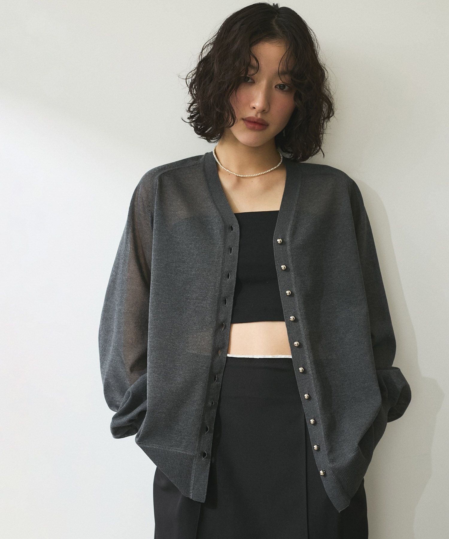 【アダム エ ロペ/ADAM ET ROPE'】の【WEB限定】・【サステナブル】メニーボタンシアーニットカーディガン インテリア・キッズ・メンズ・レディースファッション・服の通販 founy(ファニー) 　ファッション　Fashion　レディースファッション　Fashion for Women　トップス・カットソー　Cut & Sew Tops　ニット　Knit Tops & Sweaters　カーディガン・羽織り　Layered Style Cardigans　インナー　Innerwear　春　Spring　洗える　Machine Washable　カーディガン　Cardigan, Knitwear　シルバー　Silver, Metallic Silver　タンク　Tank Top, Sleeveless Top　デニム　Denim, Jeans Material　プリント　Print, Printed Pattern　ボトム　Bottoms, Lower Wear　ポケット　Pocket, Pocket Detail　メタル　Metal, Metal Parts　ワイド　Wide, Wide Fit　S/S・春夏　SS, Spring/Summer, Warm Season　おすすめ　Recommended / Our Picks　夏　Summer　2025年　2025　2025春夏・S/S　Spring/Summer 2025 SS25　チャコール(06)|ID: prp329100004833434 ipo3291000000035197682