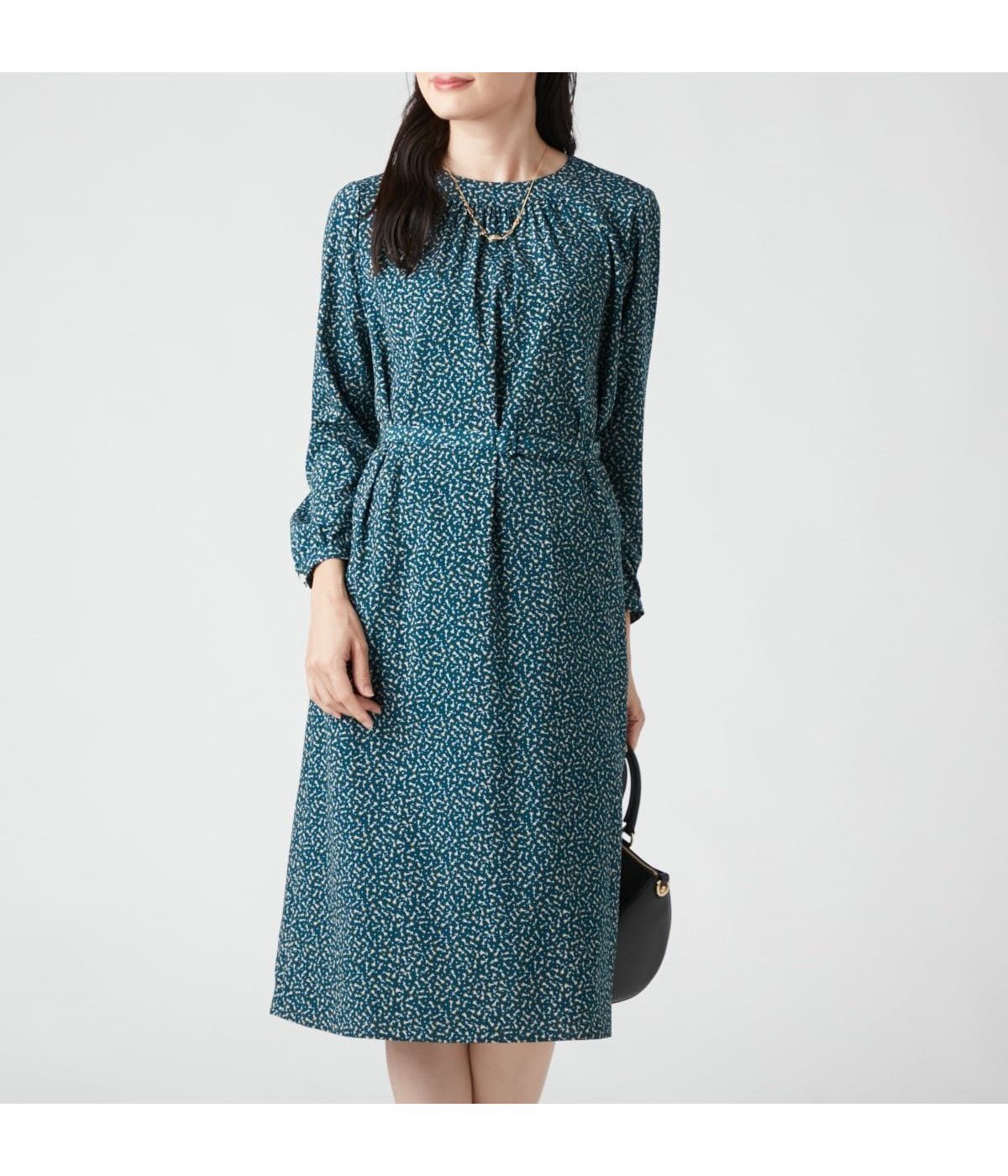 【ニューヨーカー/NEWYORKER】のスモールフラワープリント 共地ベルト付きワンピース 人気、トレンドファッション・服の通販 founy(ファニー) 　ファッション　Fashion　レディースファッション　Fashion for Women　ワンピース　Dresses　ベルト&ウエストマーク　Belts & Waist Accessories　ギャザー　Gathered, Ruffled　クラシカル　Classical, Vintage-Inspired　切替　Switching, Contrast Panel　長袖　Long Sleeve, Full Sleeve　ペチコート　Petticoat, Underskirt　ポケット　Pocket, Pocket Detail　A/W・秋冬　Autumn/Winter　 other-1|ID: prp329100004833531 ipo3291000000035198828