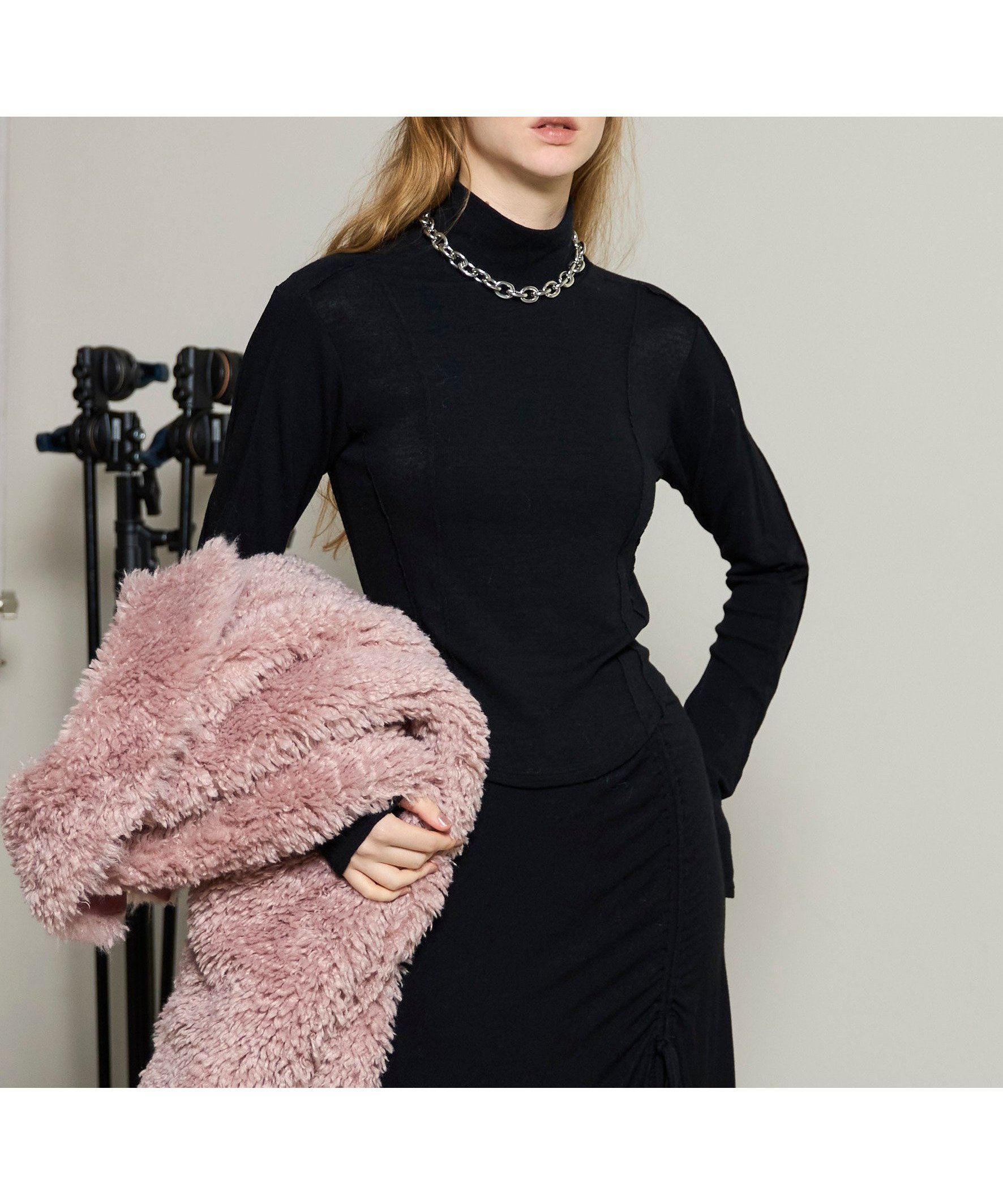 【メゾンスペシャル/MAISON SPECIAL】のエンジェルウールタートルネックカットソー インテリア・キッズ・メンズ・レディースファッション・服の通販 founy(ファニー) 　ファッション　Fashion　レディースファッション　Fashion for Women　トップス・カットソー　Cut & Sew Tops　カットソー・ベーシックTシャツ　Cut-and-Sewn Tops / Stretch Tees & Basics　タートルネック・ハイネックトップス　Turtlenecks & High-Neck Tops　インナー　Innerwear　カットソー　Cut and Sewn Top　コルセット　Corset, Bustier　コンパクト　Compact, Small Size　ジャケット　Jacket, Outerwear　ヘムライン　Hemline, Bottom Cut　BLK|ID: prp329100004833573 ipo3291000000035199797