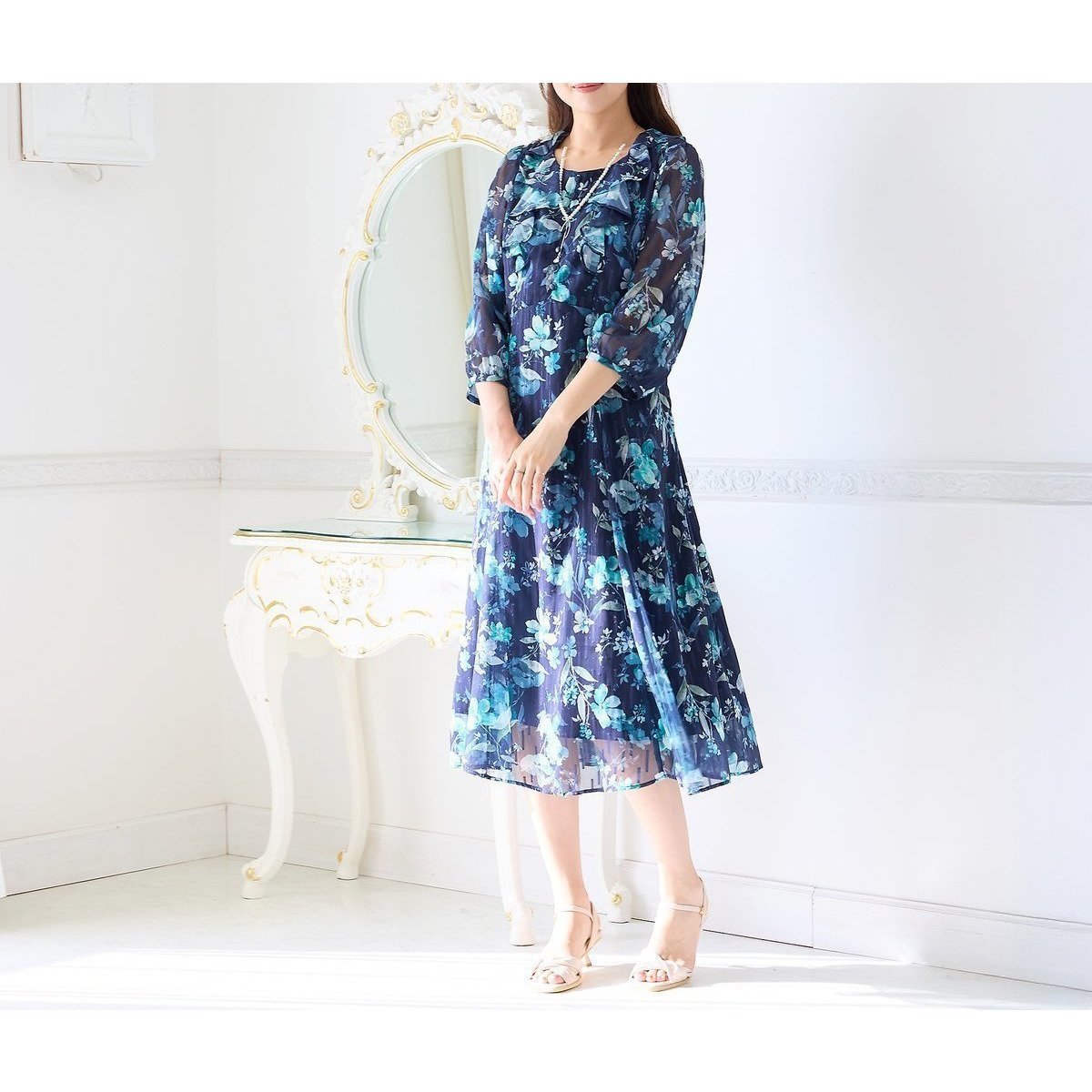 【ローズティアラ/Rose Tiara】のラメストライプフラワープリントワンピース インテリア・キッズ・メンズ・レディースファッション・服の通販 founy(ファニー) 　ファッション　Fashion　レディースファッション　Fashion for Women　ワンピース　Dresses　エアリー　Airy Texture　ストライプ　Stripe, Striped Pattern　フィット　Fit, Slim Fit　フォルム　Silhouette, Form　フリル　Frill, Ruffle　フロント　Front, Front Design　ポケット　Pocket, Pocket Detail　リボン　Ribbon, Bow　エレガント 上品　Elegant　ダークブルー|ID: prp329100004833581 ipo3291000000035199868