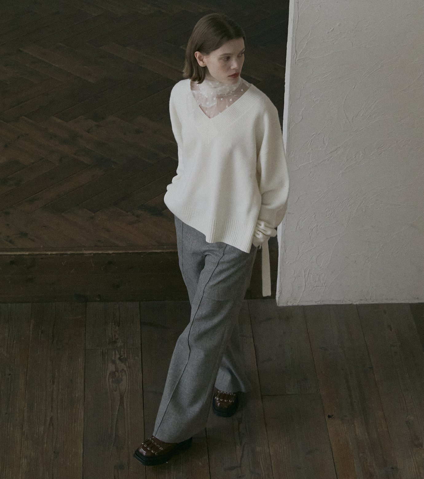 【ルシェル ブルー/LE CIEL BLEU】のウールカシミアVネックニット / Wool Cashmere V Neck Knit インテリア・キッズ・メンズ・レディースファッション・服の通販 founy(ファニー) 　ファッション　Fashion　レディースファッション　Fashion for Women　トップス・カットソー　Cut & Sew Tops　ニット　Knit Tops & Sweaters　Vネックトップス　V-Neck Tops / V-Cut Neckline Shirts　スリット　Slit, Slit Detail　セーター　Sweater, Knitwear　ターコイズ　Turquoise, Blue-Green　ベーシック　Basic, Essential　ラップ　Wrap, Wrap Design　リボン　Ribbon, Bow　人気　Popular, Best Seller　A/W・秋冬　Autumn/Winter　オフホワイト|ID: prp329100004833591 ipo3291000000035199964