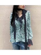 【リリーブラウン/Lily Brown】のバイカラーフラワープリントボウタイブラウス 人気、トレンドファッション・服の通販 founy(ファニー) ファッション Fashion レディースファッション Fashion for Women トップス・カットソー Cut & Sew Tops シャツ・ブラウス・オフィスカジュアル Elegant Blouses & Button-Ups 花柄・フラワープリント・モチーフ Floral Prints & Motifs / Flower Pattern Tops インナーキャミ Inner Camisole クラシカル Classical, Vintage-Inspired シフォン Chiffon, Lightweight Fabric スマート Smart, Elegant ドット Polka Dot, Dot Pattern ヒョウ Leopard, Animal Print フラワー Flower, Floral プリント Print, Printed Pattern モチーフ Motif, Design Theme ラッフル Ruffle, Frill エレガント 上品 Elegant thumbnail GRN[024]|ID: prp329100004833609 ipo3291000000035200076