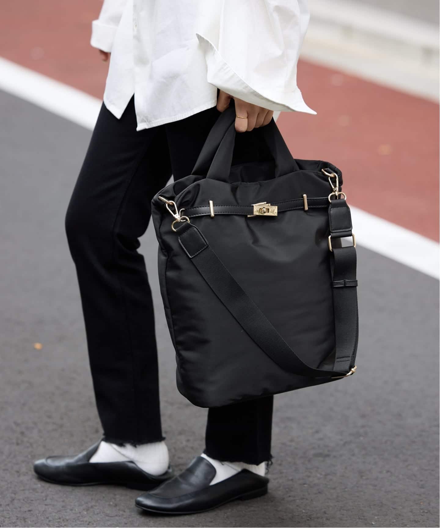 【スローブ イエナ/SLOBE IENA】のSLOBE パッファートートバッグ インテリア・キッズ・メンズ・レディースファッション・服の通販 founy(ファニー) 　ファッション　Fashion　レディースファッション　Fashion for Women　バッグ　Bags　2026年　2026　トレンド　Trend, Trending Now　フェミニン　Feminine, Girly　ブラック|ID: prp329100004833665 ipo3291000000035200804