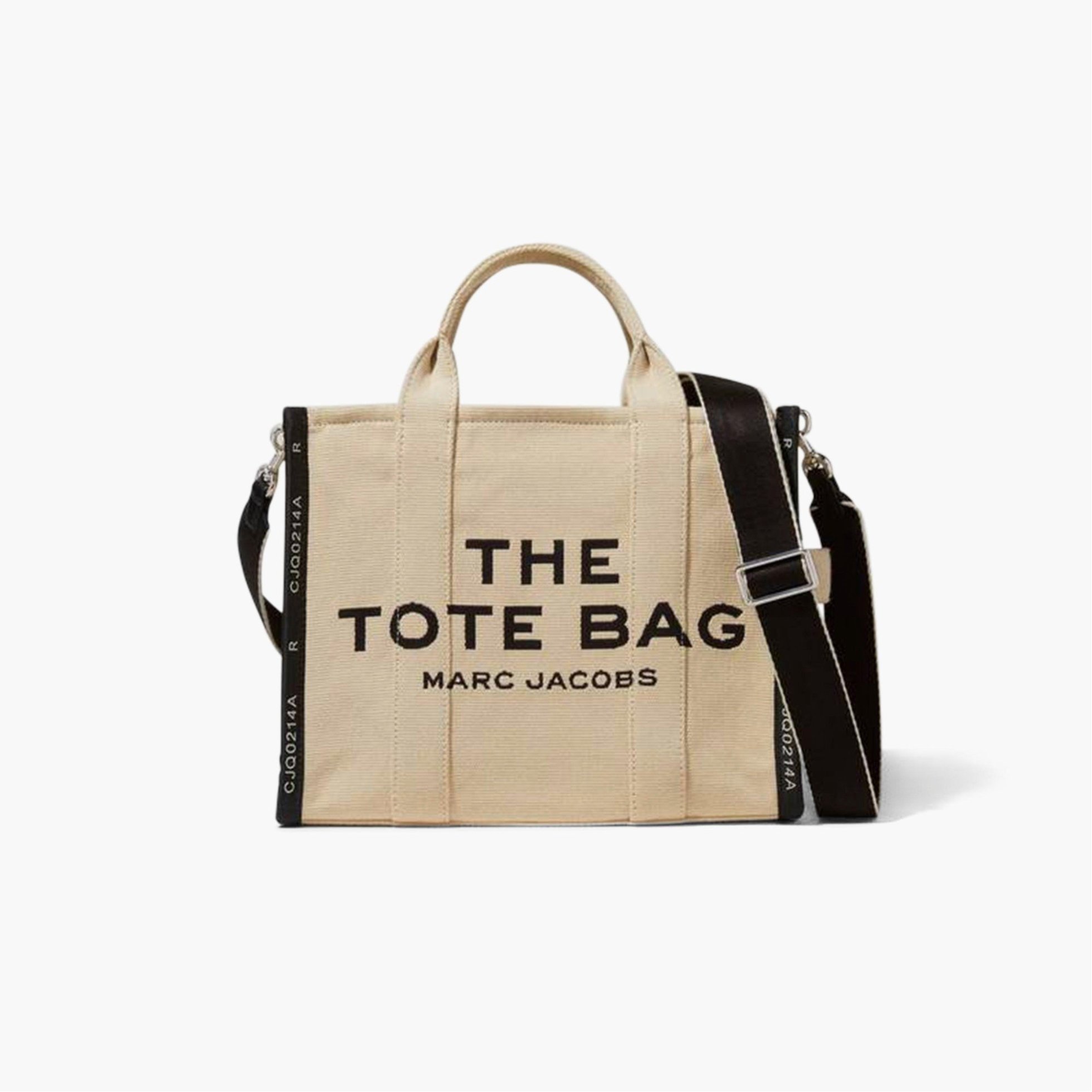 【マーク ジェイコブス/MARC JACOBS】の【公式】THE JACQUARD MEDIUM TOTE BAG/ザ ジャガード ミディアム トートバッグ インテリア・キッズ・メンズ・レディースファッション・服の通販 founy(ファニー) 　ファッション　Fashion　レディースファッション　Fashion for Women　バッグ　Bags　エンブロイダリー　Embroidery Design　コンパクト　Compact, Small Size　ジャカード／ジャガード　Jacquard, Woven Pattern　パイピング　Piping, Trim Design　パッチ　Patch, Appliqué　ポケット　Pocket, Pocket Detail　ラップ　Wrap, Wrap Design　リュクス　Luxury, Elegant, High-End, Chic　おすすめ　Recommended / Our Picks　WARM SAND|ID: prp329100004833893 ipo3291000000035204496