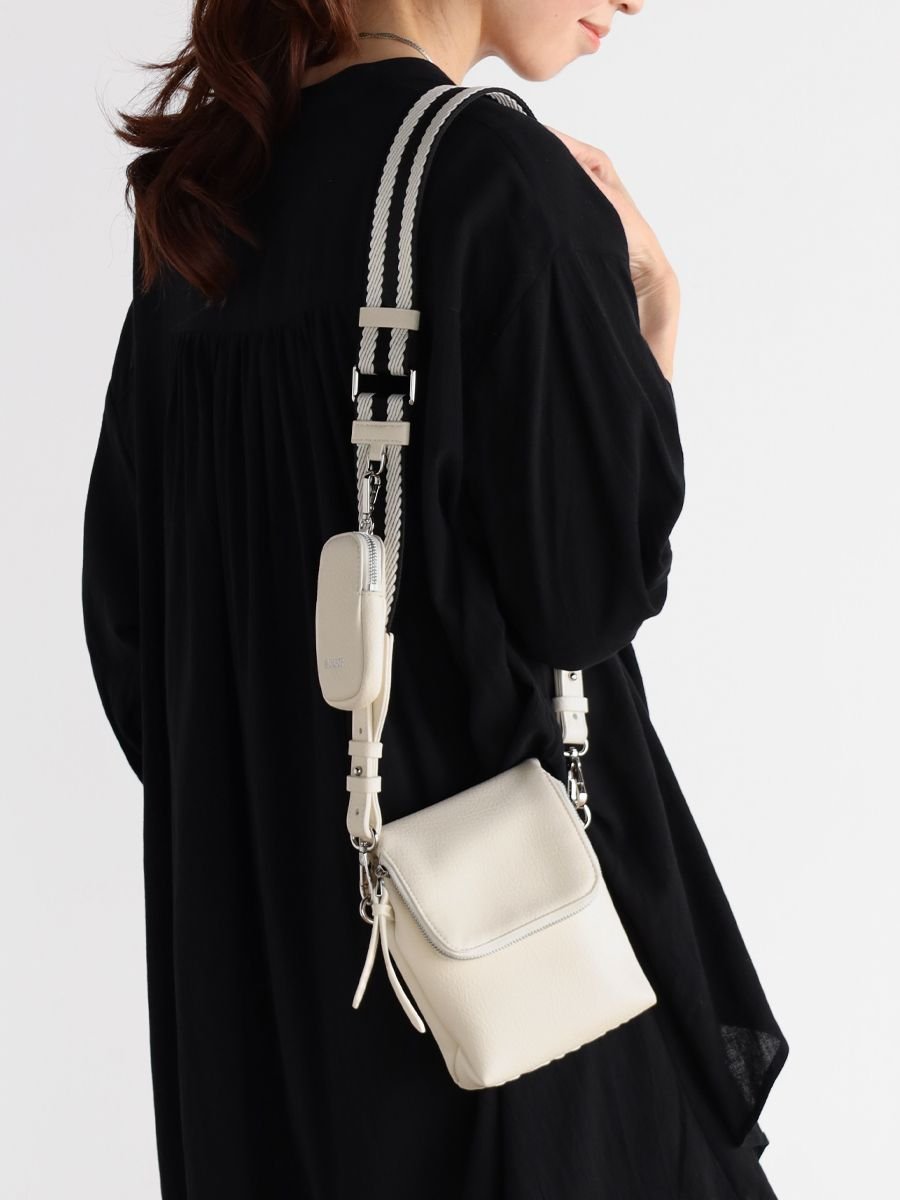 【ラシュッド/LASUD】のボトムエンボスショルダーバッグ インテリア・キッズ・メンズ・レディースファッション・服の通販 founy(ファニー) 　ファッション　Fashion　レディースファッション　Fashion for Women　バッグ　Bags　ショルダー　Shoulder, Shoulder Strap　シンプル　Simple, Minimal　スマホ　Smartphone, Mobile Device　フラップ　Flap, Flap Pocket　ポケット　Pocket, Pocket Detail　ポーチ　Pouch, Small Case　手帳　Planner, Notebook　財布　Wallet, Purse　アイボリー|ID: prp329100004833906 ipo3291000000035204700