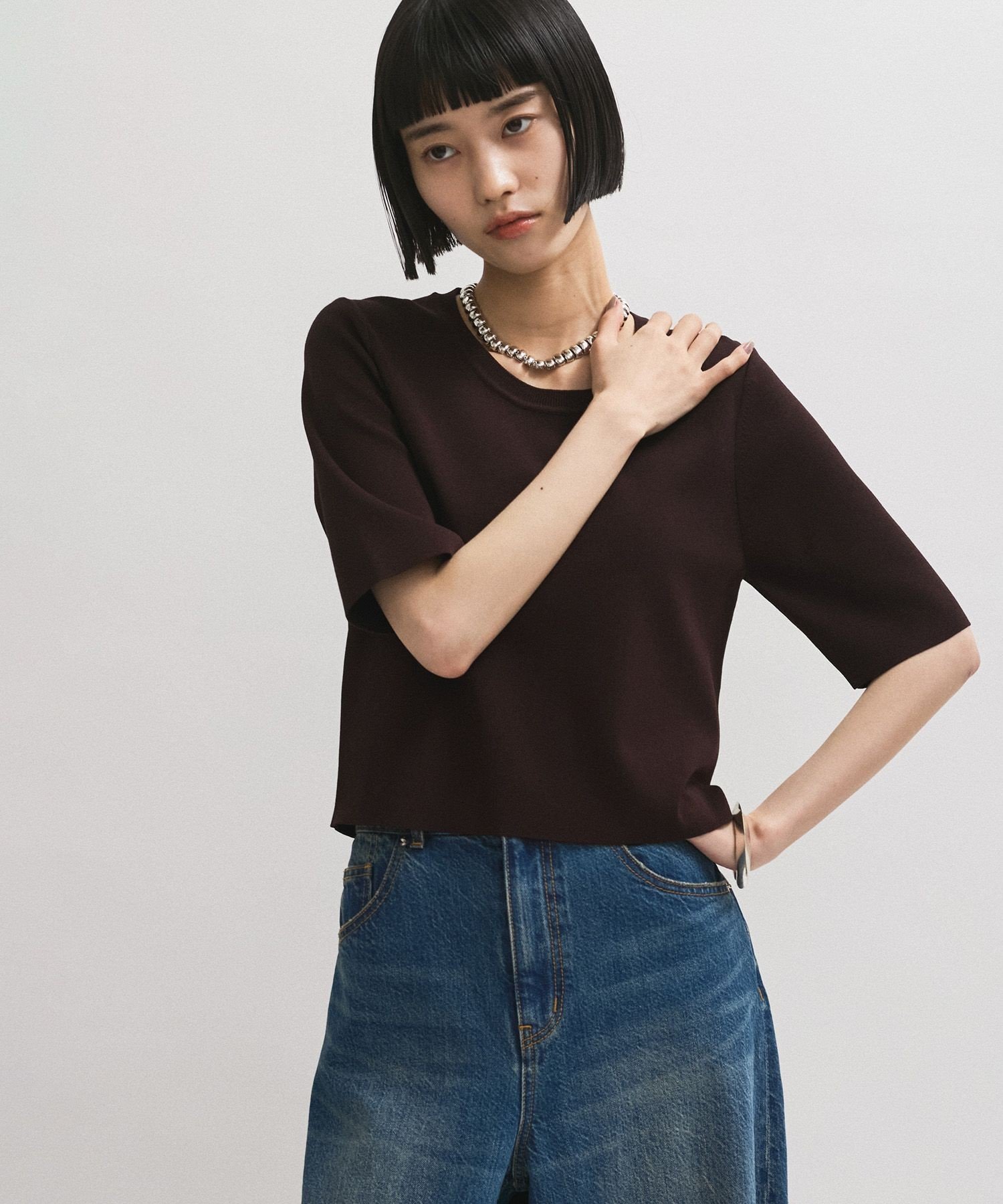 【アダム エ ロペ/ADAM ET ROPE'】の【サステナブル】クールタッチニットTシャツ インテリア・キッズ・メンズ・レディースファッション・服の通販 founy(ファニー) 　ファッション　Fashion　レディースファッション　Fashion for Women　トップス・カットソー　Cut & Sew Tops　ニット　Knit Tops & Sweaters　シャツ・ブラウス・オフィスカジュアル　Elegant Blouses & Button-Ups　ロングTシャツ・Tシャツ　Longline T-Shirts & Tees　春　Spring　洗える　Machine Washable　コンパクト　Compact, Small Size　シンプル　Simple, Minimal　バランス　Balance, Style Balance　フィット　Fit, Slim Fit　フレア　Flare, Flared　フロント　Front, Front Design　ボトム　Bottoms, Lower Wear　ワイド　Wide, Wide Fit　S/S・春夏　SS, Spring/Summer, Warm Season　夏　Summer　2025年　2025　2025春夏・S/S　Spring/Summer 2025 SS25　ダークブラウン(20)|ID: prp329100004833907 ipo3291000000035204715