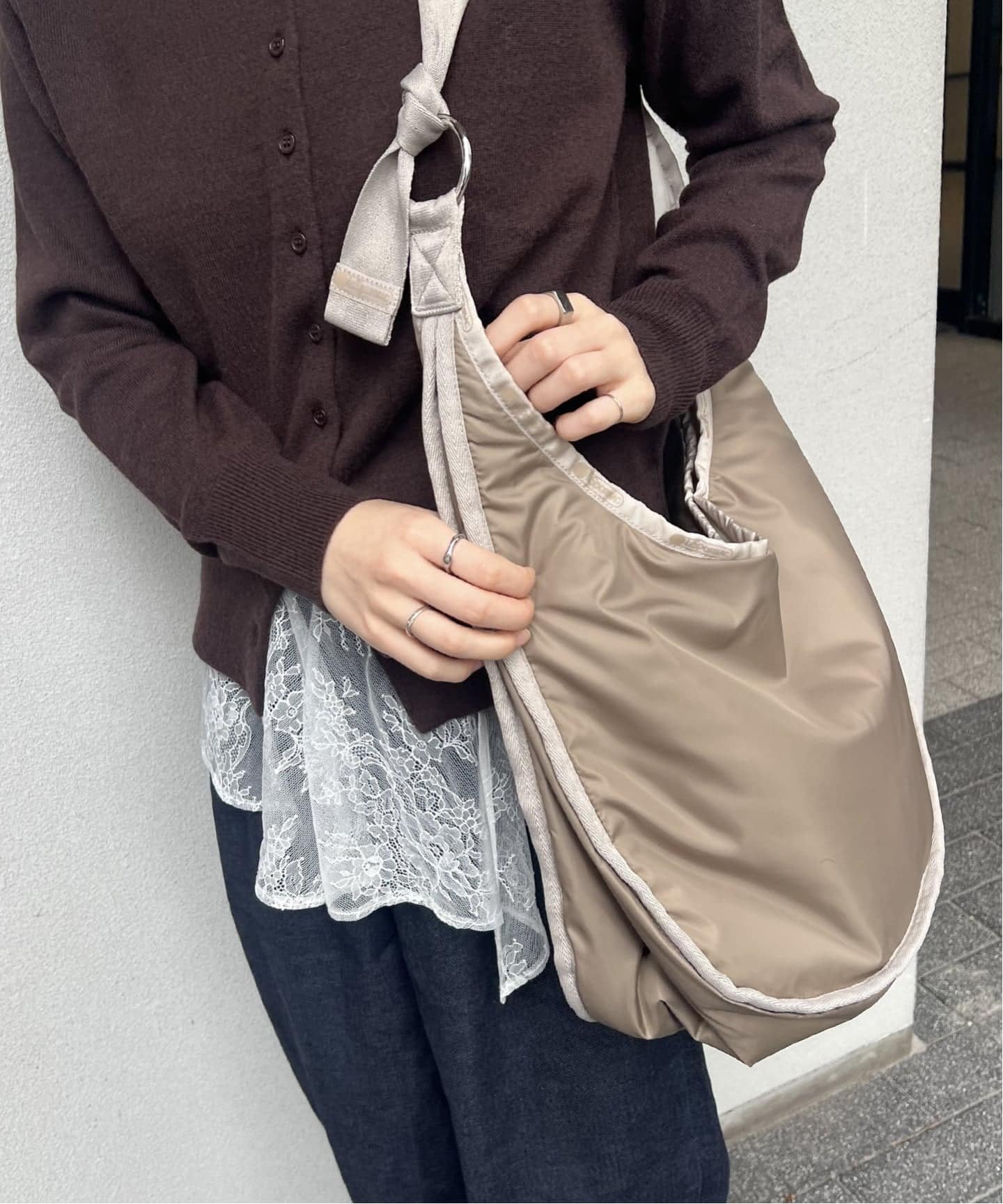 【ジャーナルスタンダード/JOURNAL STANDARD】の別注【LeSportsac*JOURNAL STANDARD】LARGE SPORTSAC LT インテリア・キッズ・メンズ・レディースファッション・服の通販 founy(ファニー) 　ファッション　Fashion　レディースファッション　Fashion for Women　スポーツウェア　Functional & Stylish Sportswear　コレクション　Collection, Seasonal Line　スマート　Smart, Elegant　プリント　Print, Printed Pattern　別注　Limited Edition, Custom Order　冬　Winter / This Winter　エレガント 上品　Elegant　ベージュ|ID: prp329100004833926 ipo3291000000035205088