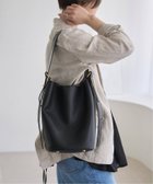 【ル タロン/Le Talon】の《追加 》LETALON コンビワンハンドルバッグ 人気、トレンドファッション・服の通販 founy(ファニー) ファッション Fashion レディースファッション Fashion for Women バッグ Bags スマート Smart, Elegant ビジネス 仕事 通勤 Business / Work / Commuting ラップ Wrap, Wrap Design 財布 Wallet, Purse thumbnail ブラック|ID: prp329100004833933 ipo3291000000035205223