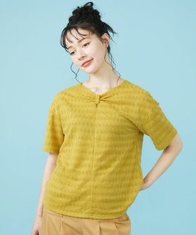 【ホコモモラ/Jocomomola】のEspejismo シャーリングジャカードカットソー 人気、トレンドファッション・服の通販 founy(ファニー) ファッション Fashion レディースファッション Fashion for Women トップス・カットソー Cut & Sew Tops カットソー・ベーシックTシャツ Cut-and-Sewn Tops / Stretch Tees & Basics カットソー Cut and Sewn Top ギャザー Gathered, Ruffled ショルダー Shoulder, Shoulder Strap シンプル Simple, Minimal ドロップ Drop Shoulder, Dropped Style ベーシック Basic, Essential ボーダー Border, Stripe 無地 Plain, Solid Color リボン Ribbon, Bow おすすめ Recommended / Our Picks |ID:prp329100004833942