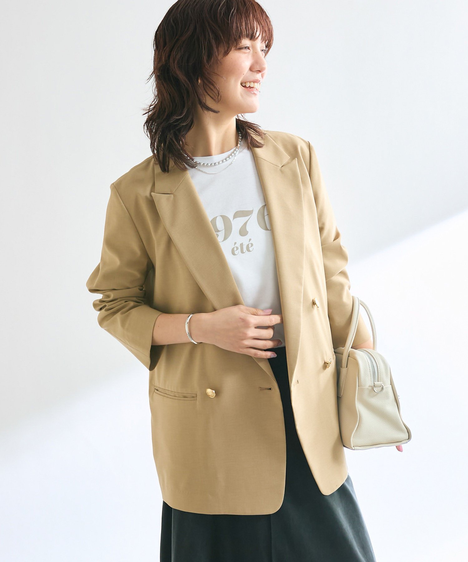 【リヴドロワ/RIVE DROITE】の【オンオフ着れる】ライトピークドラペルジャケット インテリア・キッズ・メンズ・レディースファッション・服の通販 founy(ファニー) 　ファッション　Fashion　レディースファッション　Fashion for Women　アウター　Coat / Outerwear Collection　レディースジャケット・軽アウター　Jackets　オケージョン　Occasion Wear　吸水　Absorbent, Quick-Dry　シンプル　Simple, Minimal　ジャケット　Jacket, Outerwear　ストレッチ　Stretch, Stretchy Fabric　テーラード　Tailored, Tailored Fit　デニム　Denim, Jeans Material　定番　Standard, Basic Item　人気　Popular, Best Seller　ロング　Long, Long-Length　再入荷　Restock / Back in Stock　おすすめ　Recommended / Our Picks　ベージュ|ID: prp329100004833975 ipo3291000000035205963